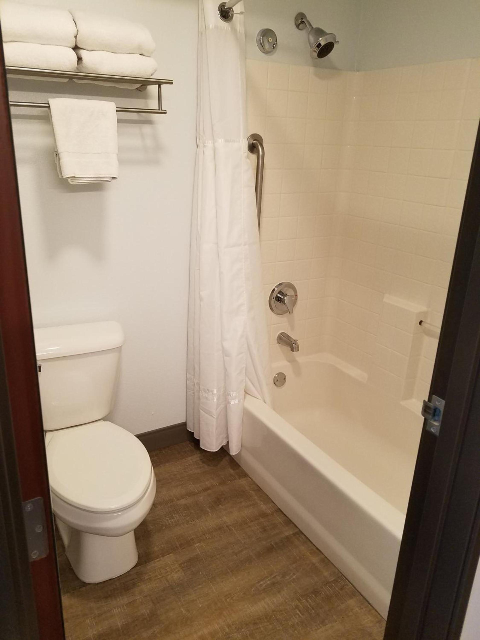 Best Western Sandy Inn photo 27