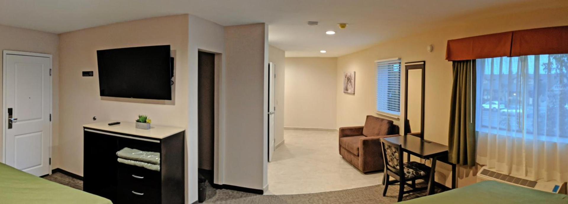 Epic Hotel photo 3