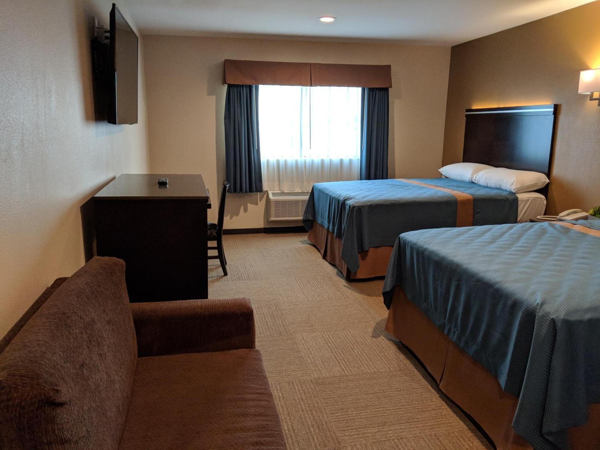 Epic Hotel photo 13