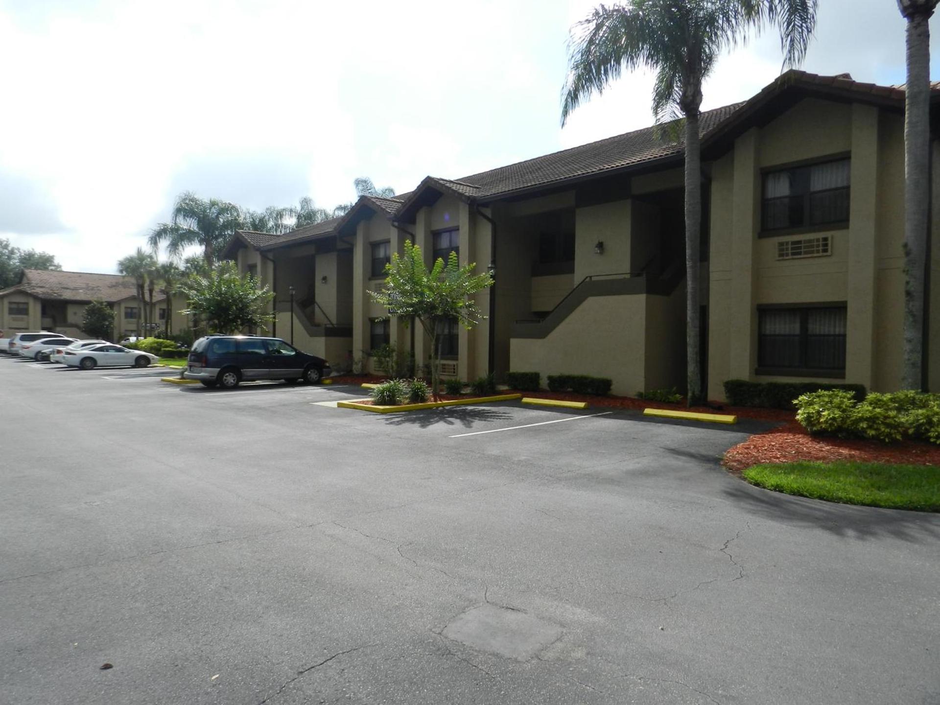 Alhambra Villas photo 31