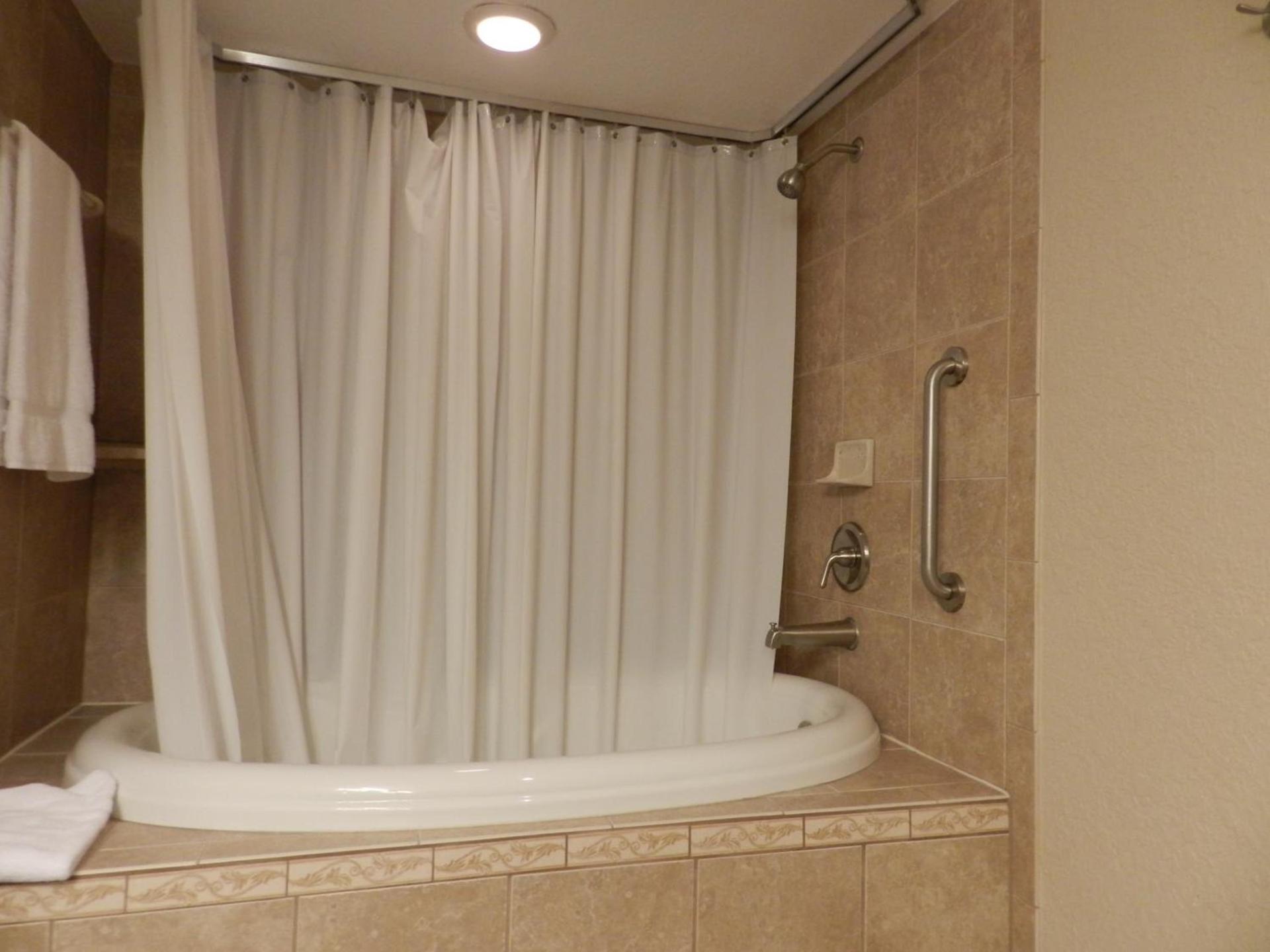Alhambra Villas photo 32