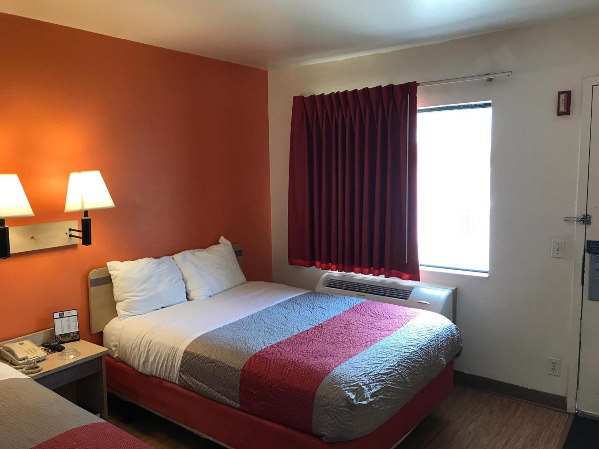Motel 6-Des Moines, IA - North photo 13