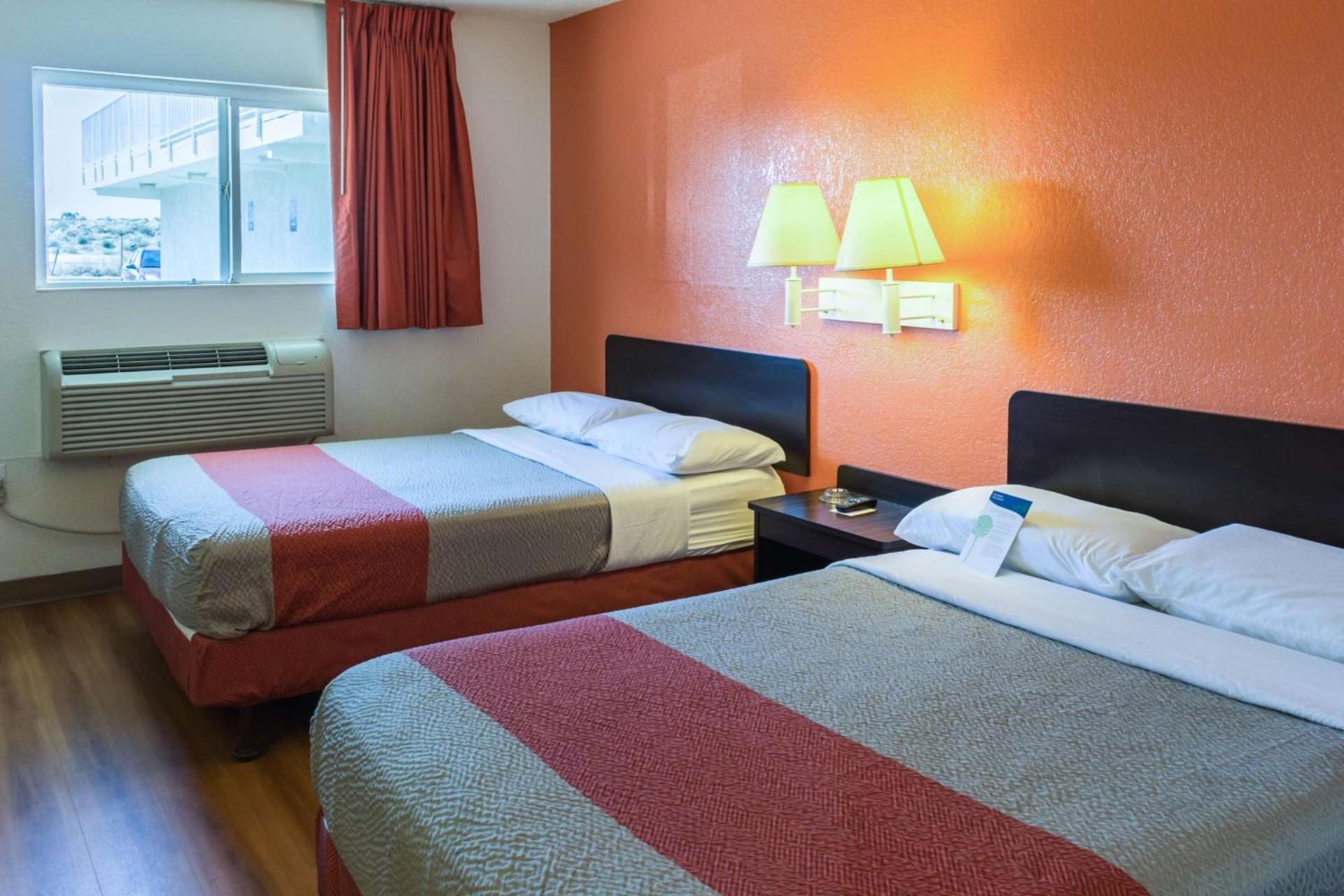 Motel 6-Bakersfield, CA - East photo 49