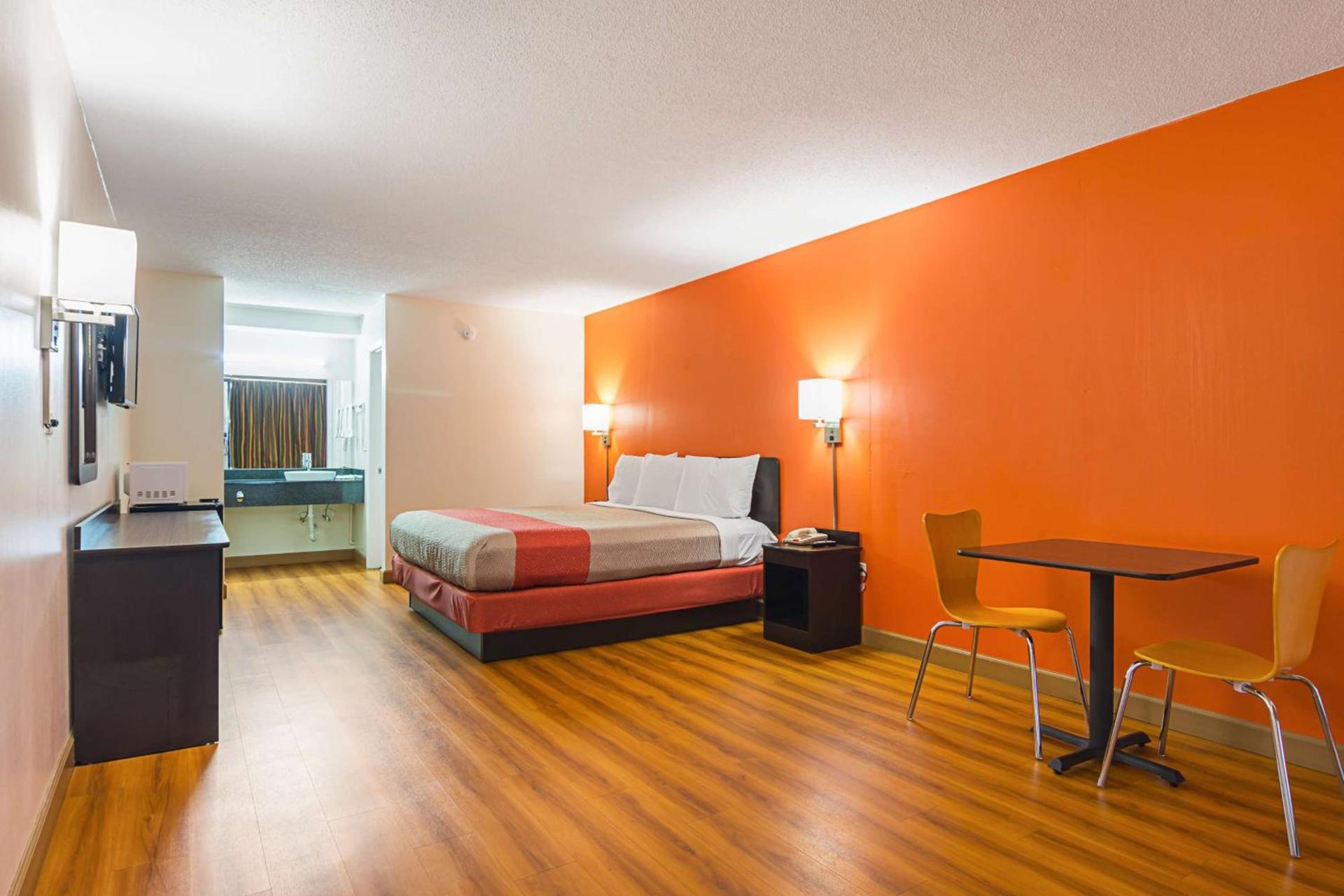 Motel 6-Cleveland, TN photo 9