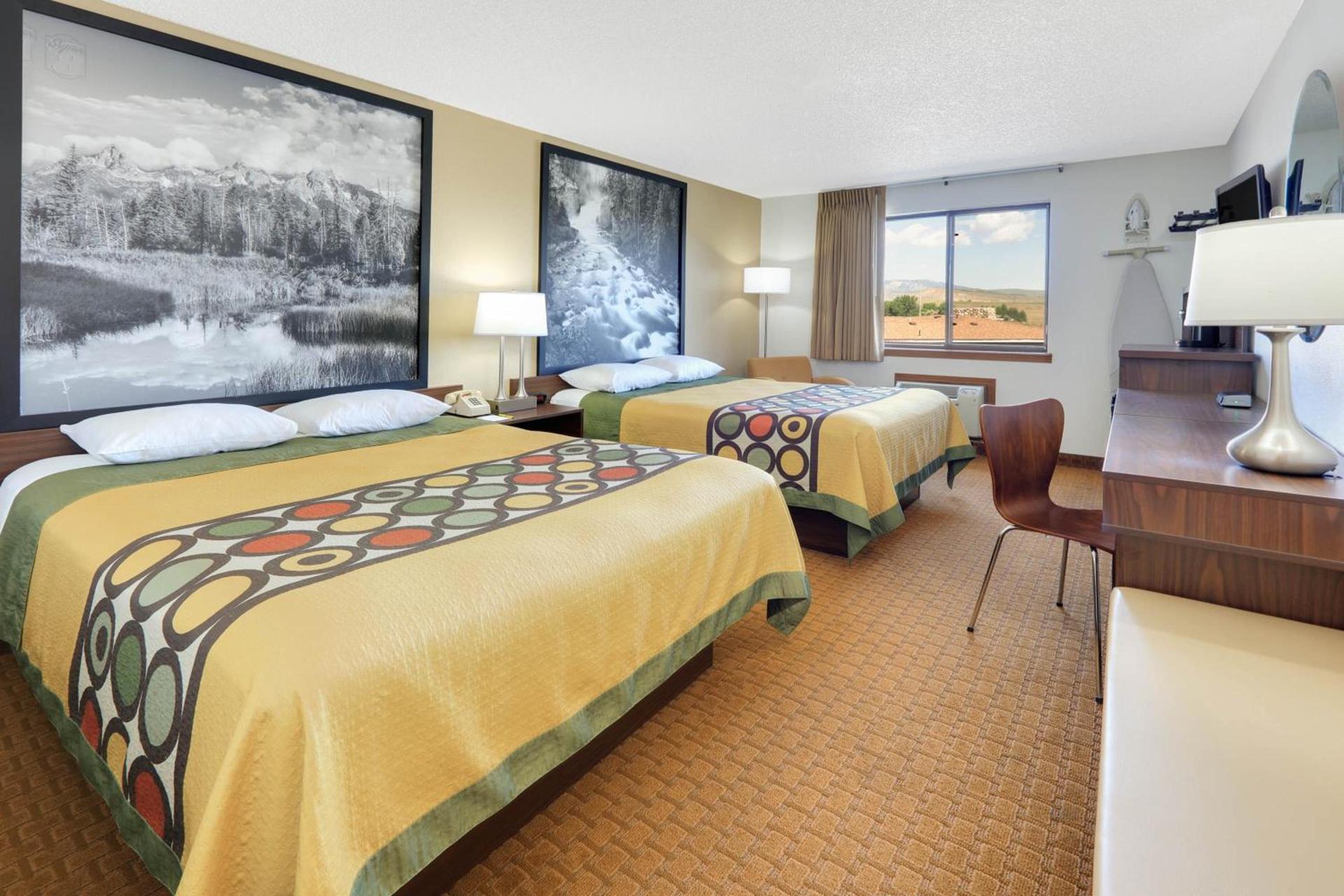 Super 8 by Wyndham Cody photo 18