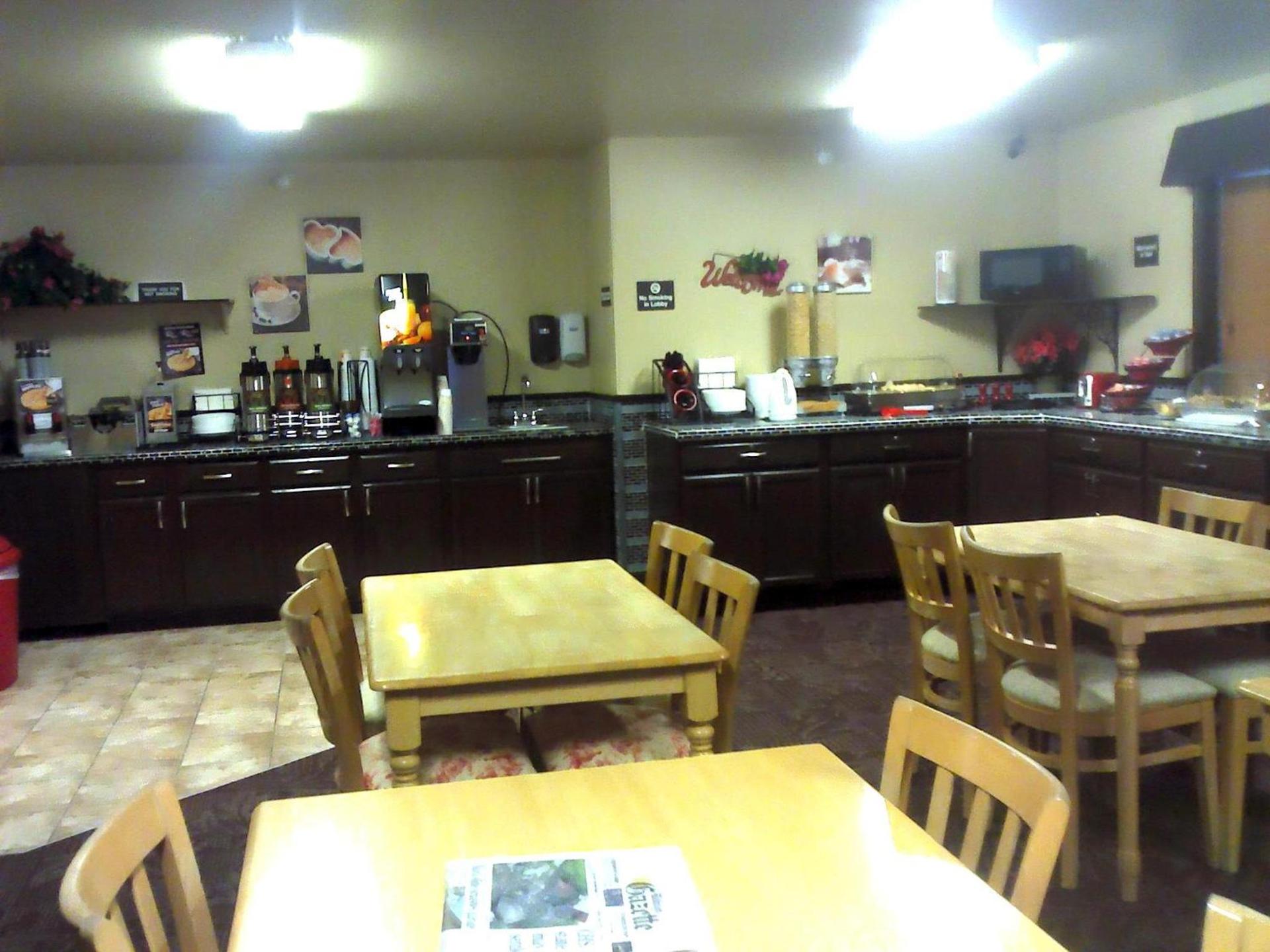 Colstrip Inn & Suites photo 5