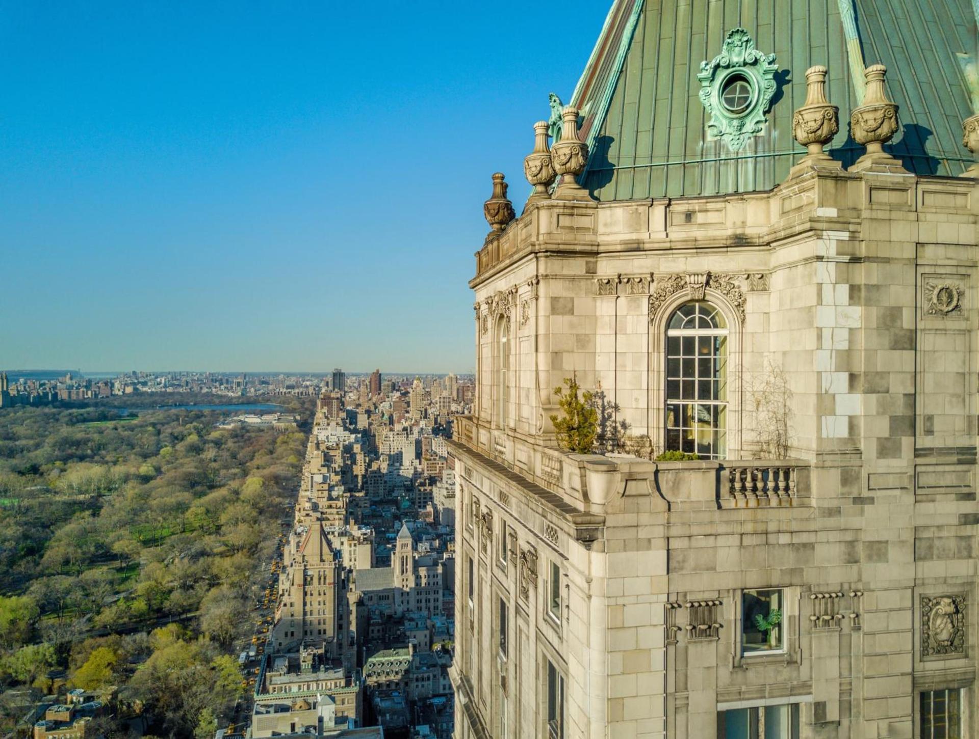 The Pierre, A Taj Hotel, New York photo 2