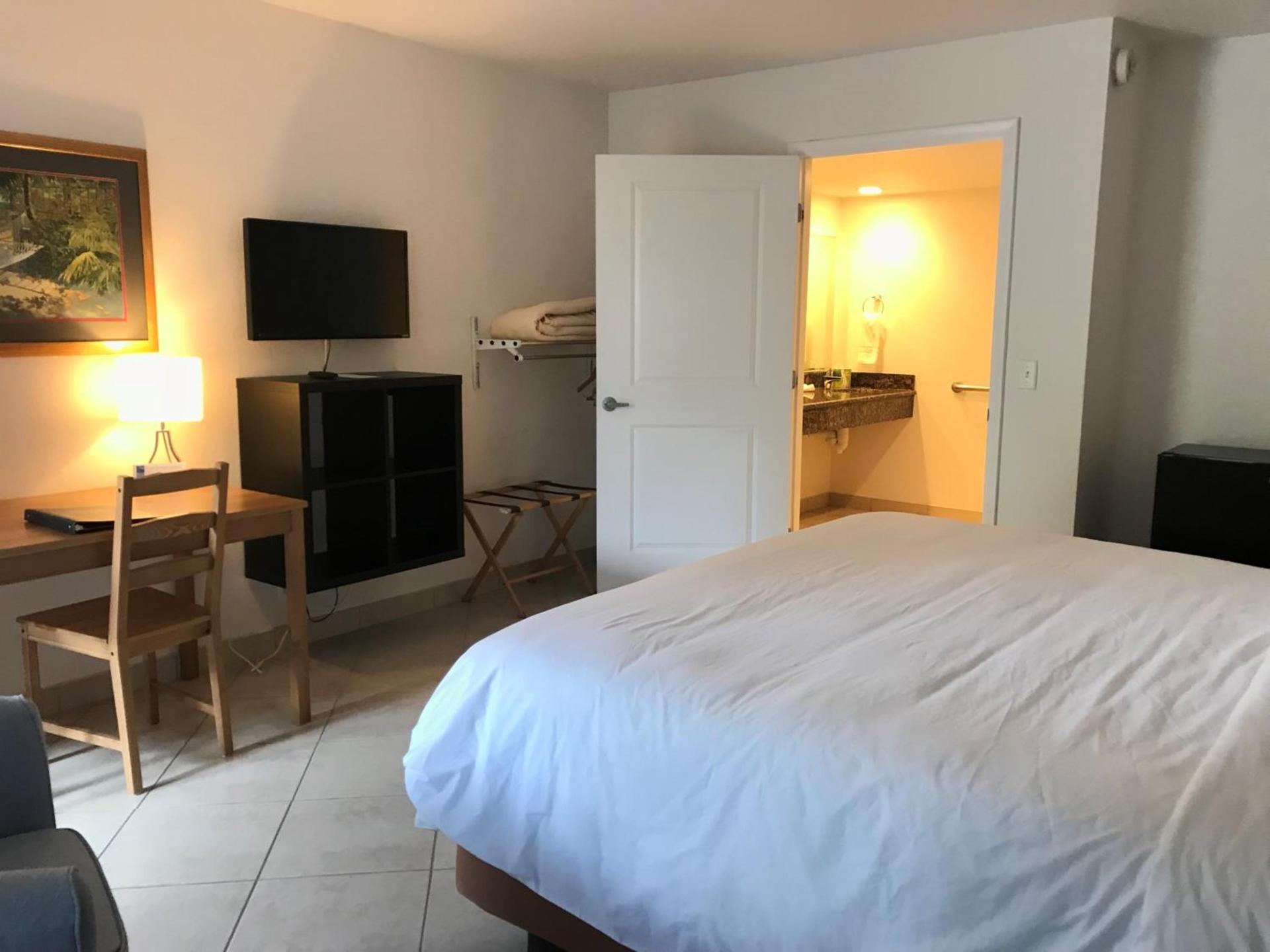 Dolphin Key Resort - Cape Coral photo 37