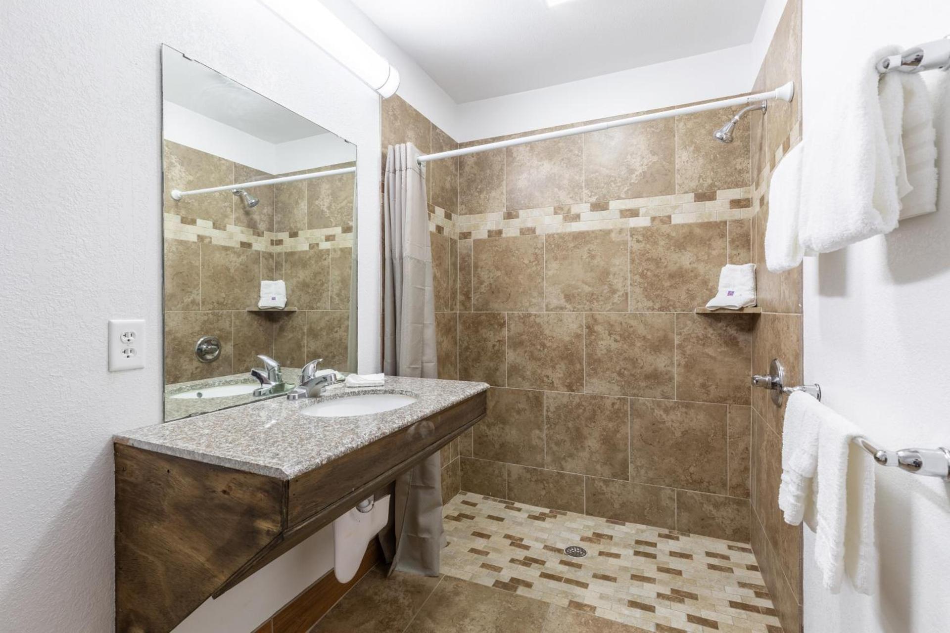 Motel 6-Bryan, TX - University Area photo 68