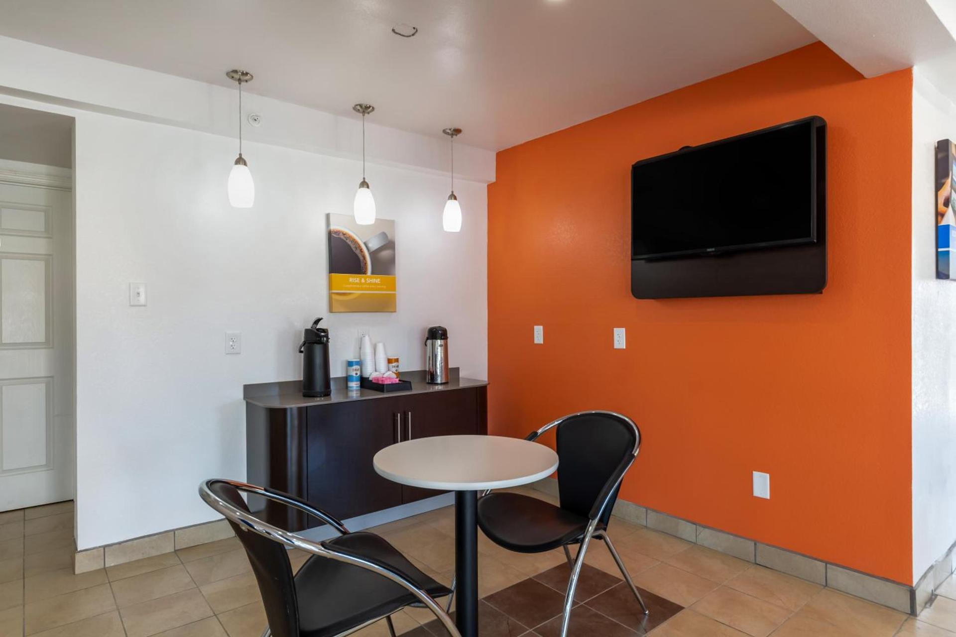 Motel 6-Bryan, TX - University Area photo 67