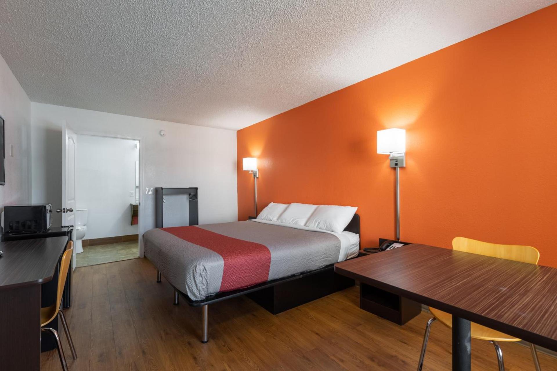 Motel 6-Bryan, TX - University Area photo 43