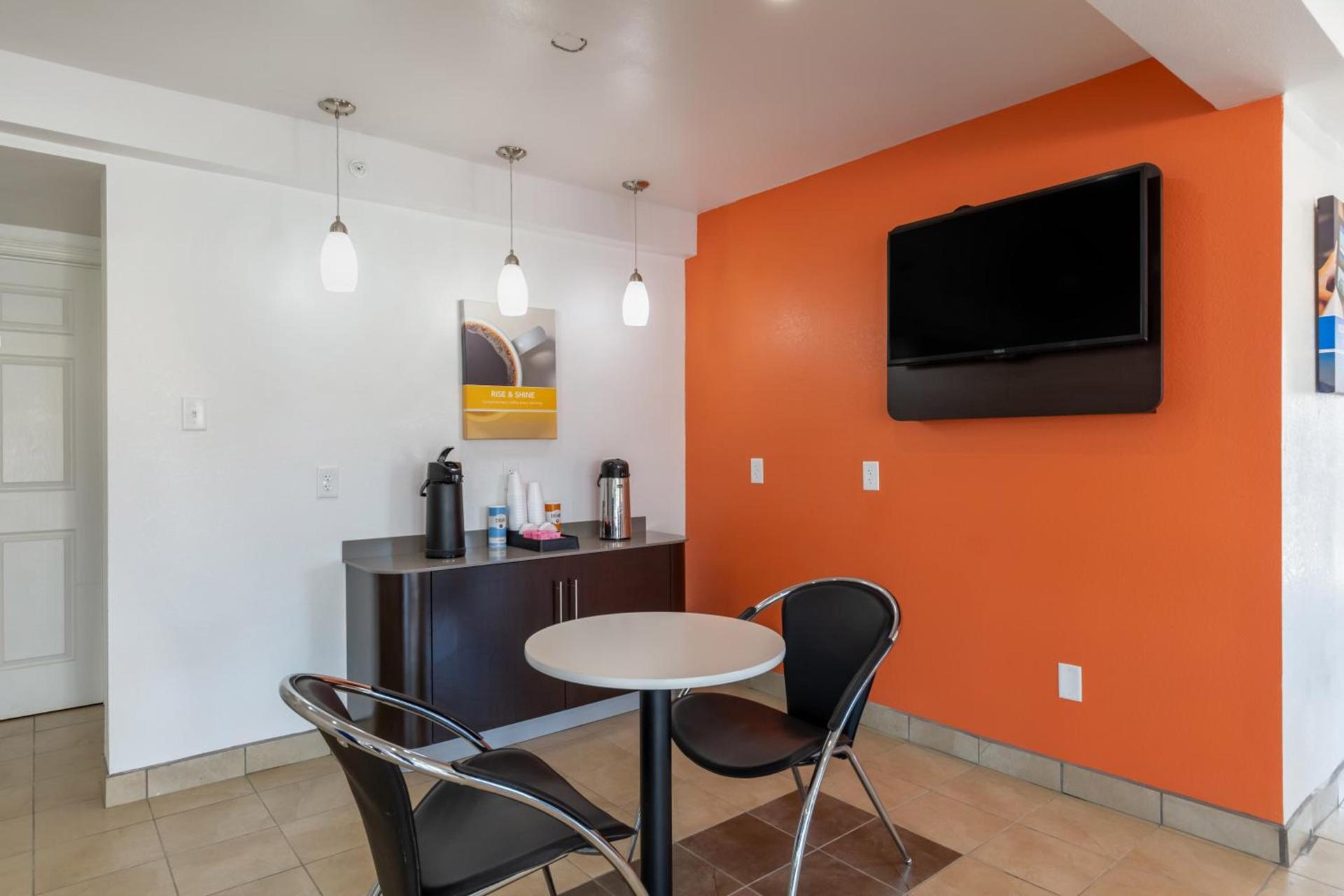 Studio 6-Bryan, TX - University Area photo 64