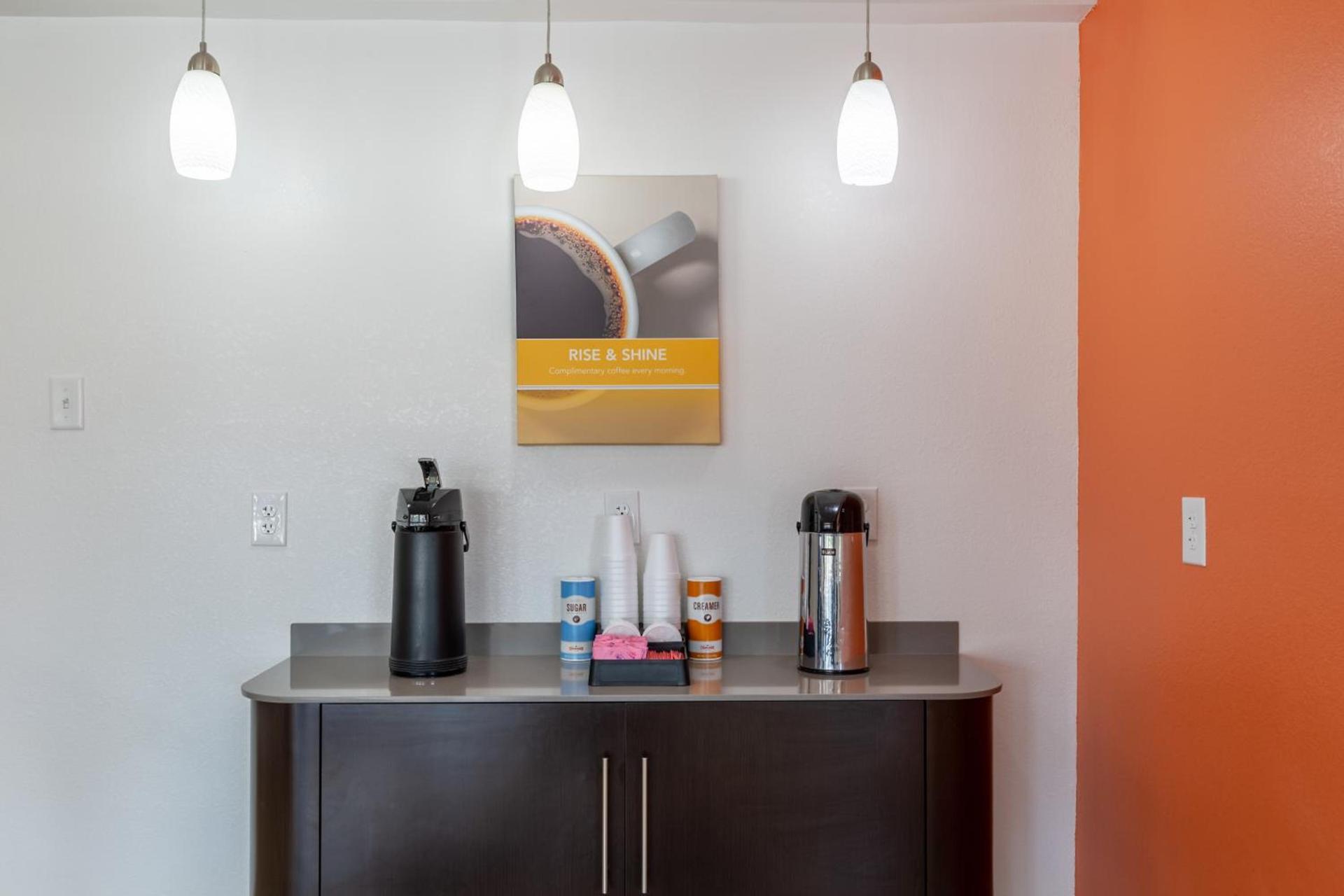 Studio 6-Bryan, TX - University Area photo 65