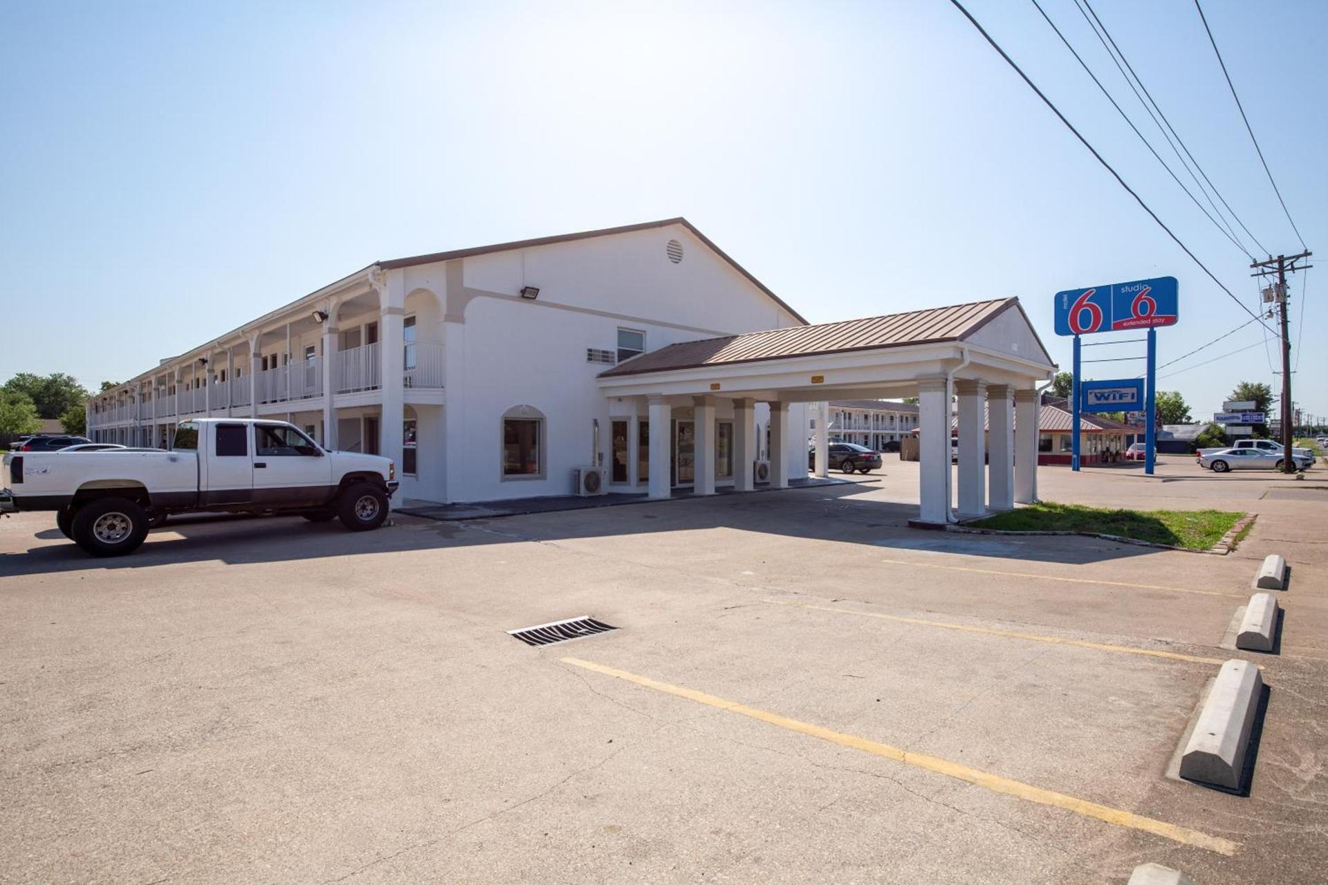 Studio 6-Bryan, TX - University Area photo 54