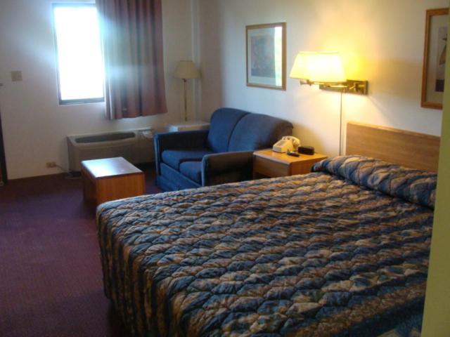 USA Inns of America photo 16