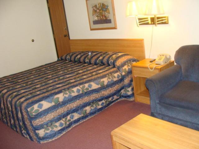 USA Inns of America photo 17