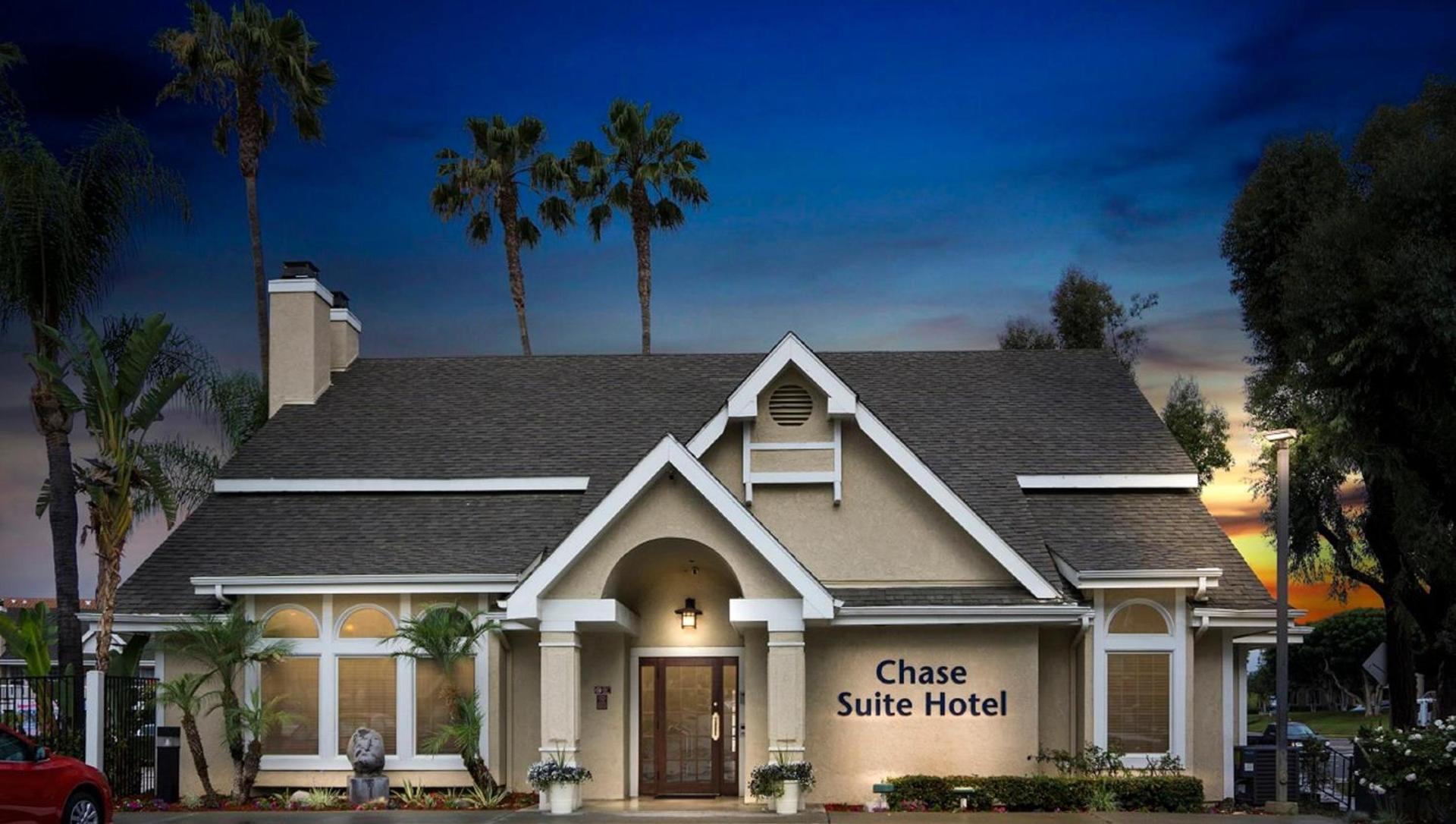 Chase Suites Brea-Fullerton - North Orange County photo 14