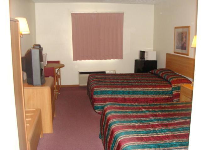 USA Inns of America photo 23