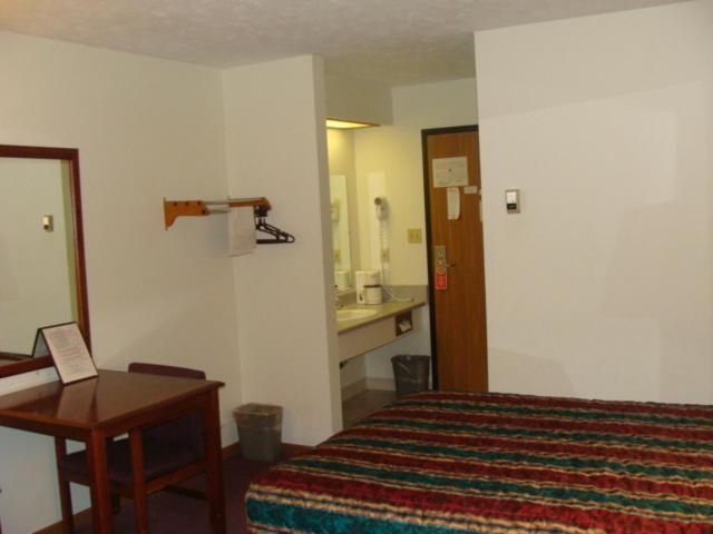 USA Inns of America photo 11