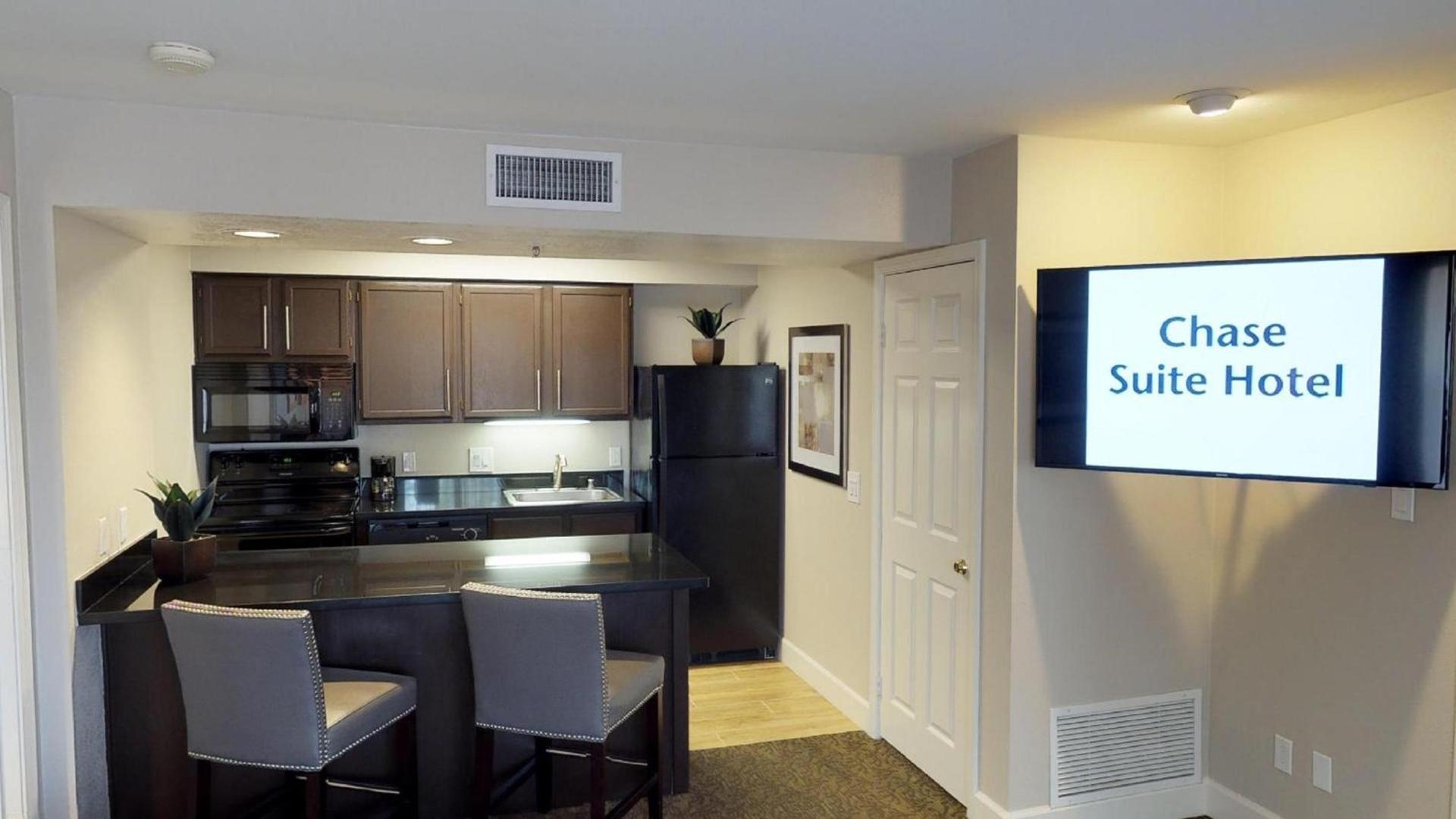 Chase Suites Brea-Fullerton - North Orange County photo 33