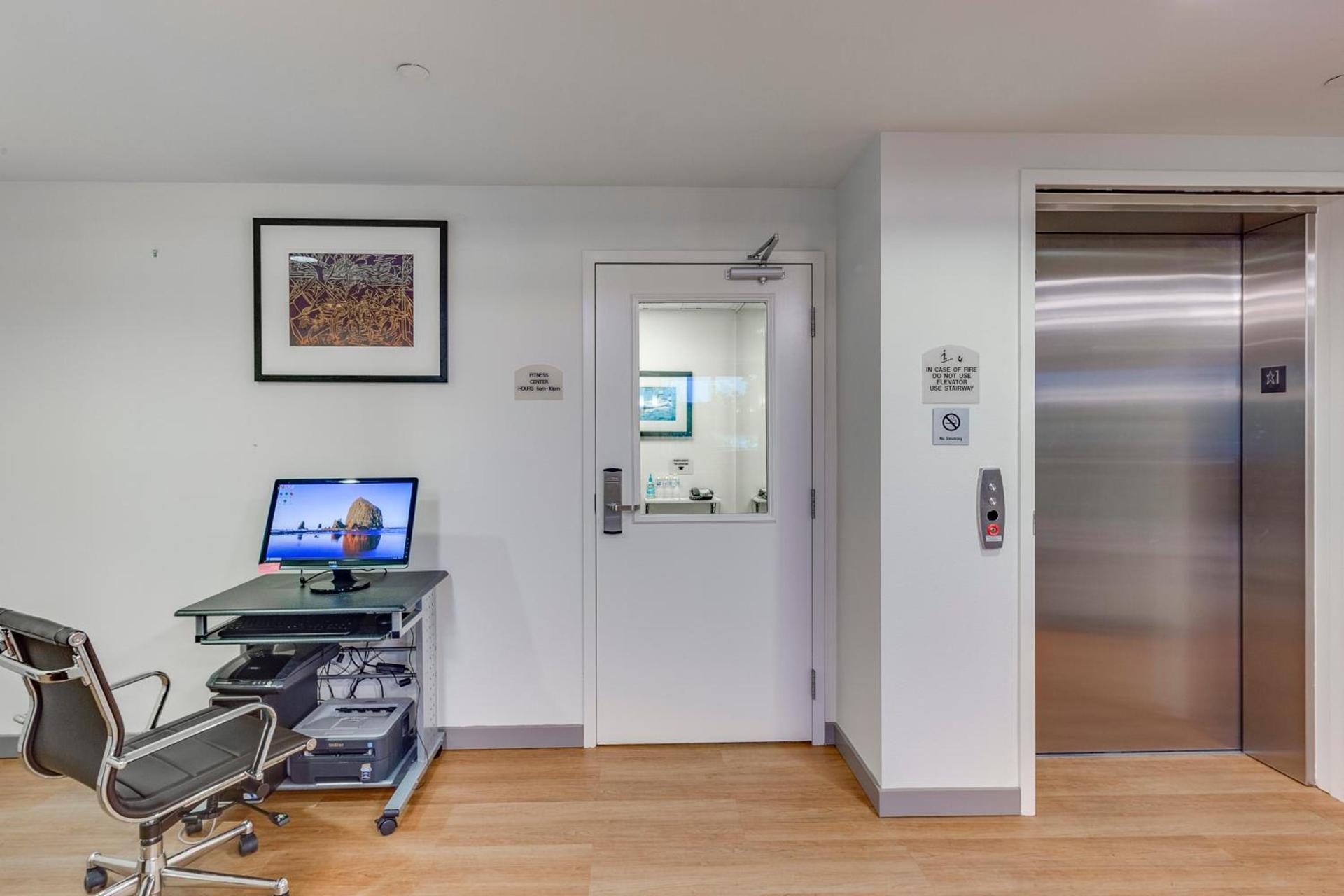 Marshall Suites Bainbridge Island, SureStay Collection by BW photo 31