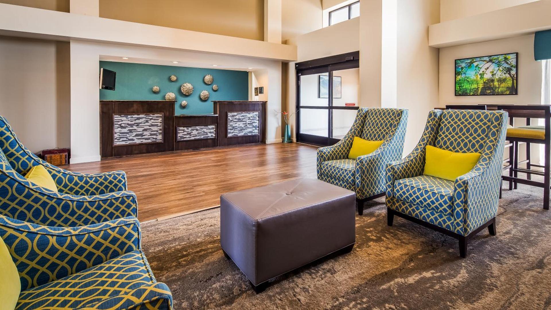 Best Western Plus Yadkin Valley Inn & Suites photo 37