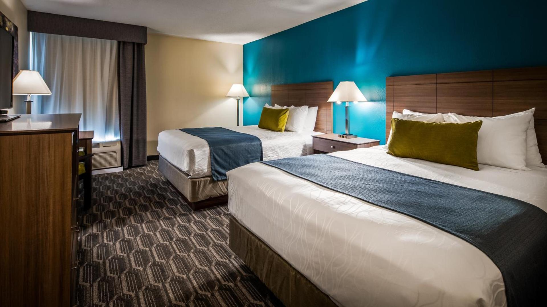 Best Western Plus Yadkin Valley Inn & Suites photo 44