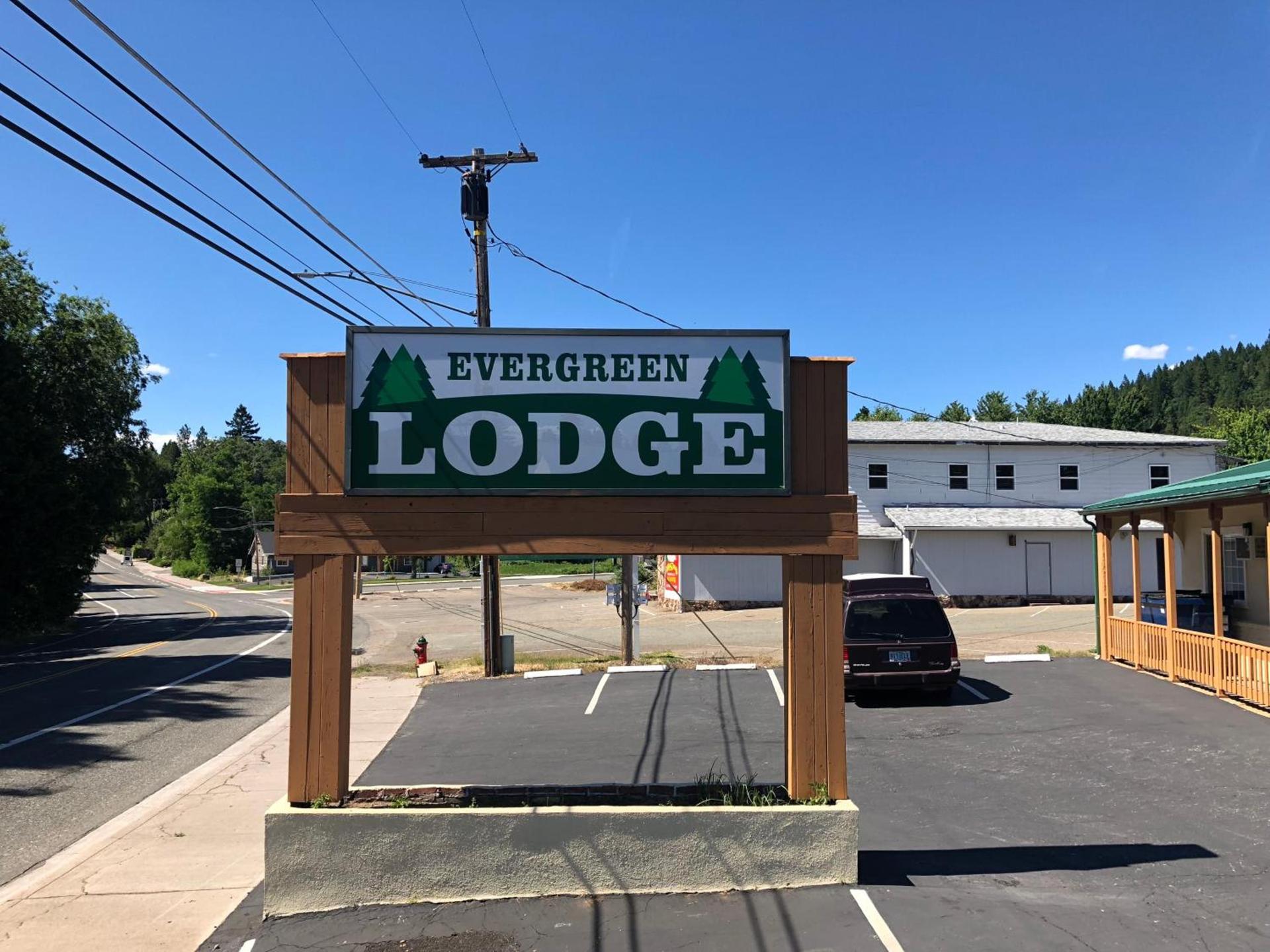 Evergreen Lodge — hotel in Mount Shasta