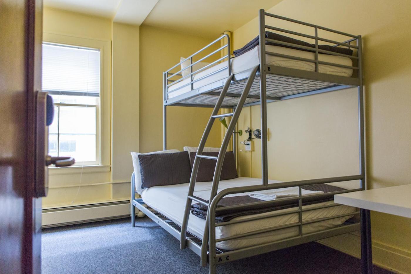 American Hotel Hostel photo 12