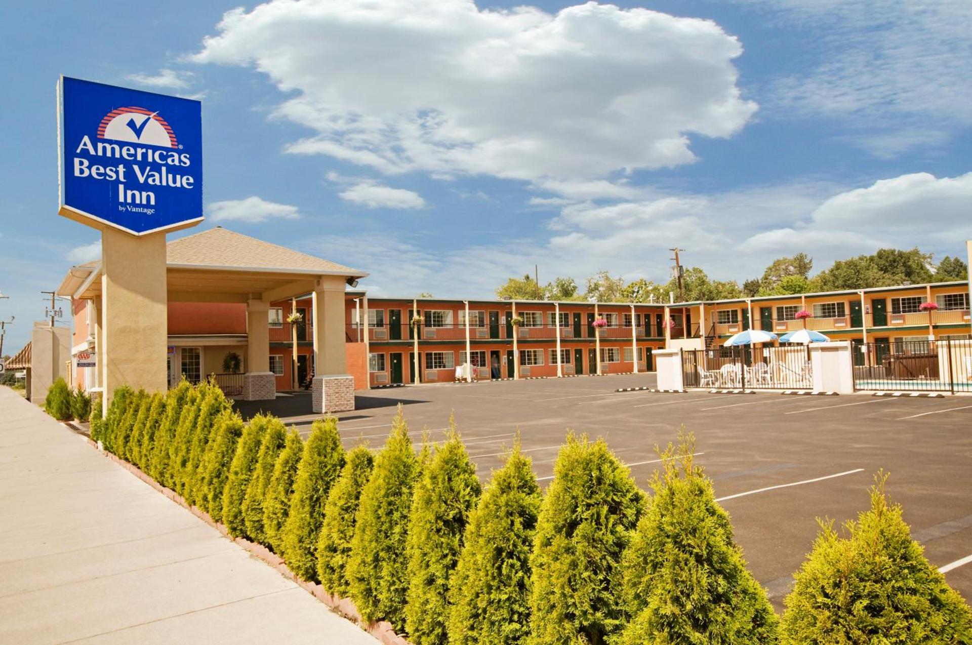 Americas Best Value Inn - Pendleton photo 3