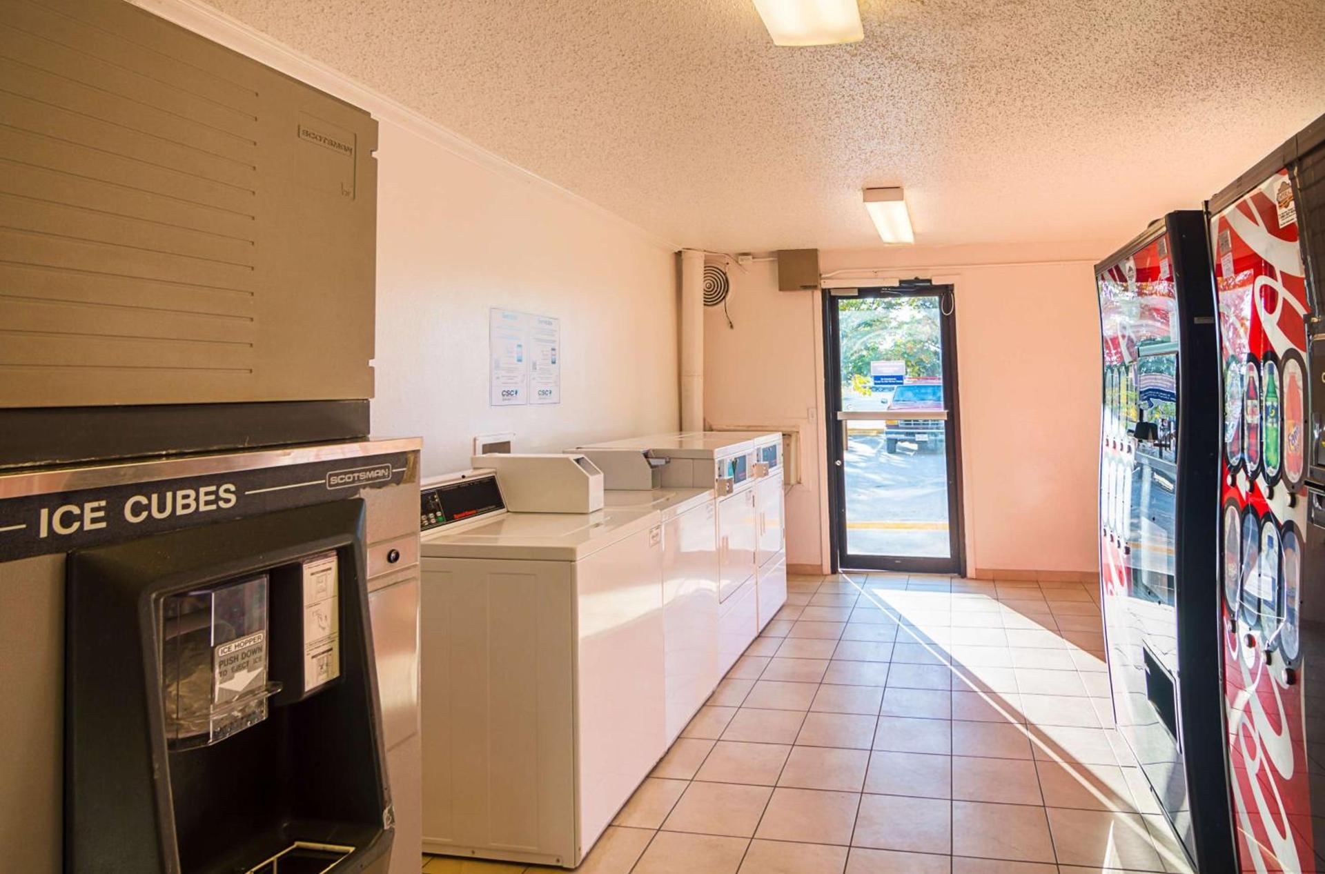 Motel 6-Lawton, OK photo 26