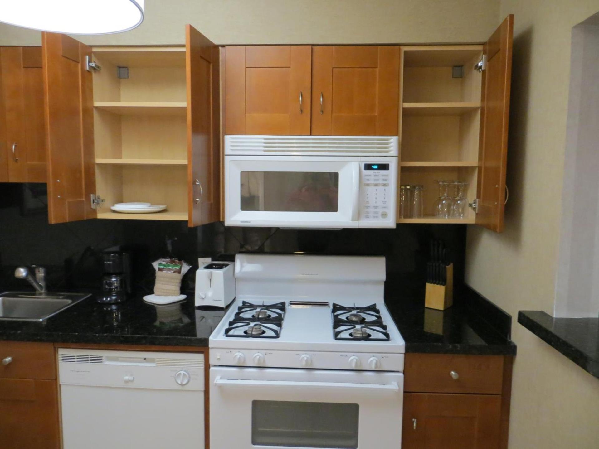 7 Springs Inn & Suites photo 22