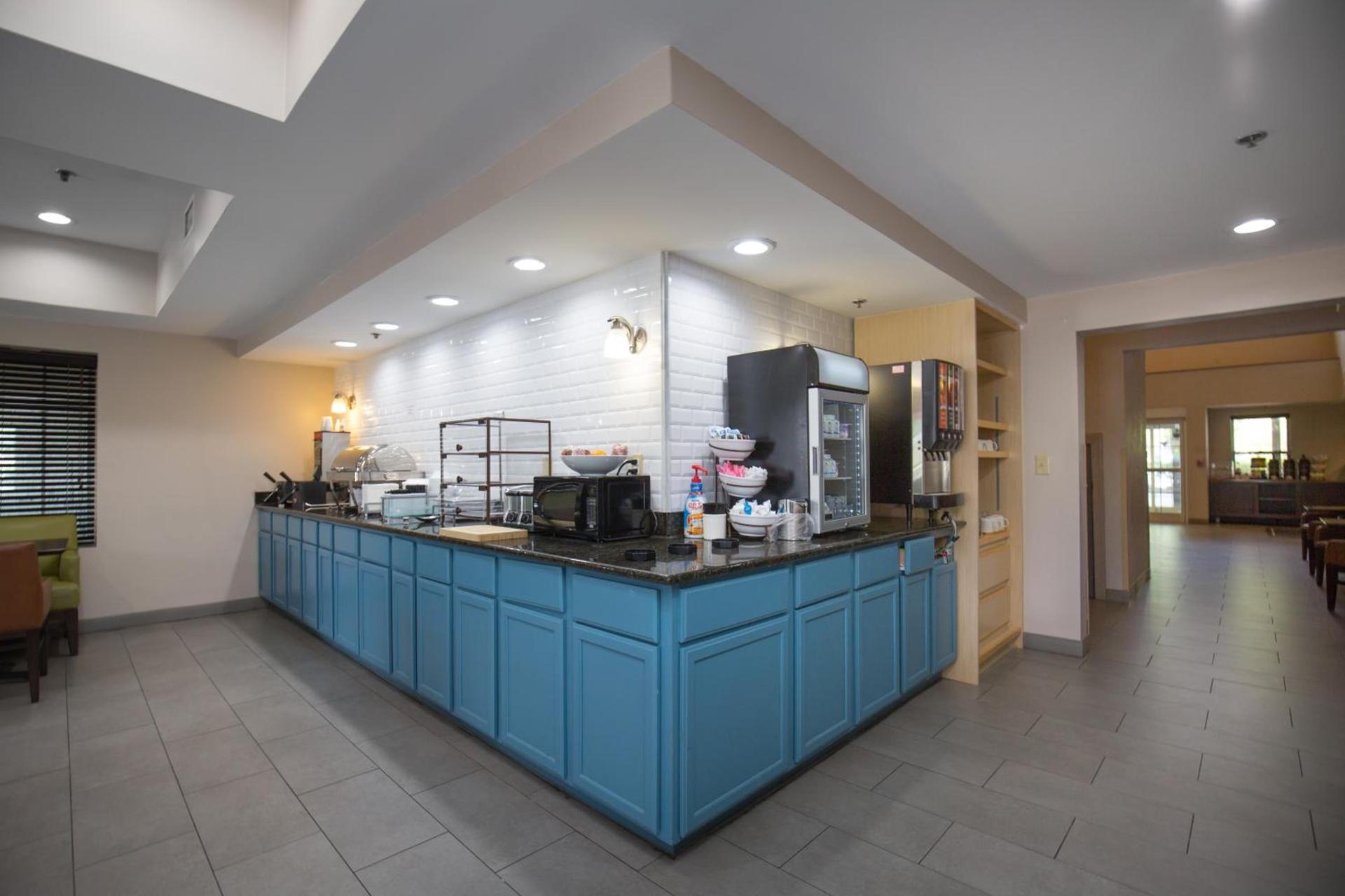 Country Inn & Suites by Radisson, Boone, NC photo 24