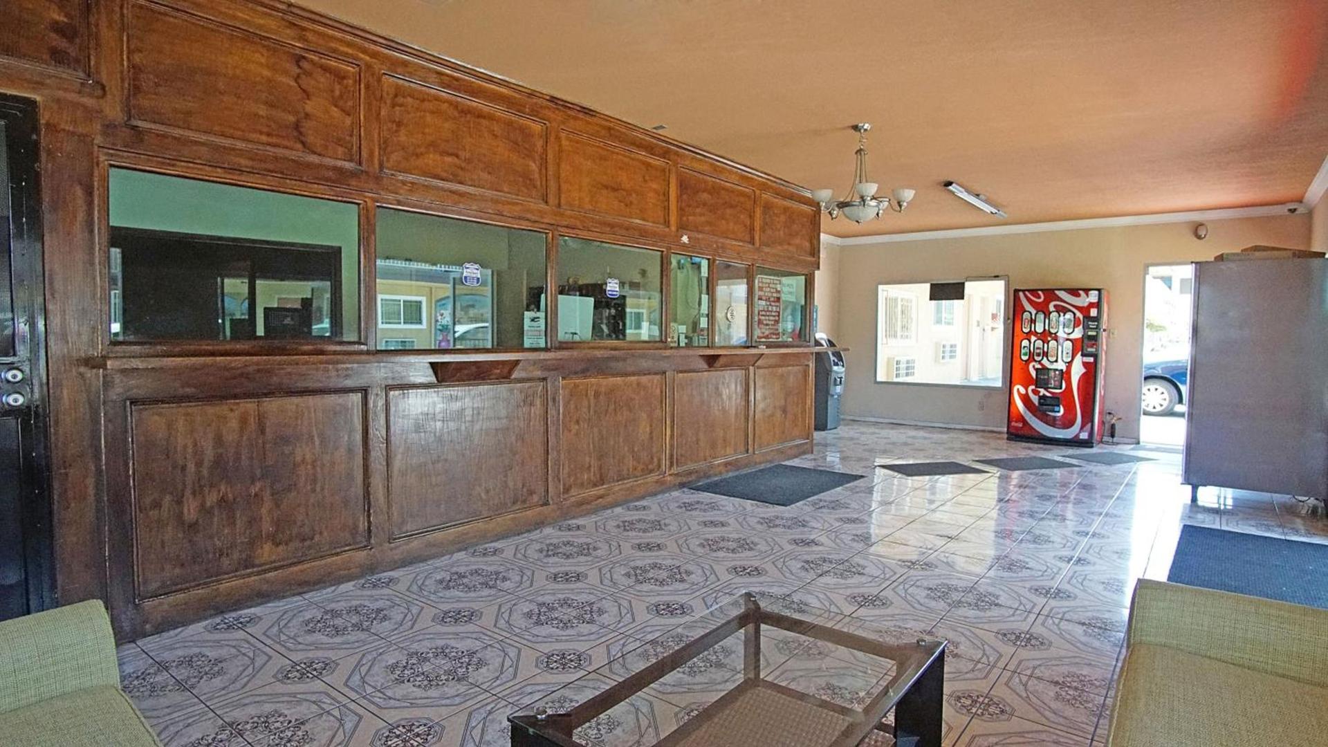 Los Angeles Inn & Suites - LAX photo 10