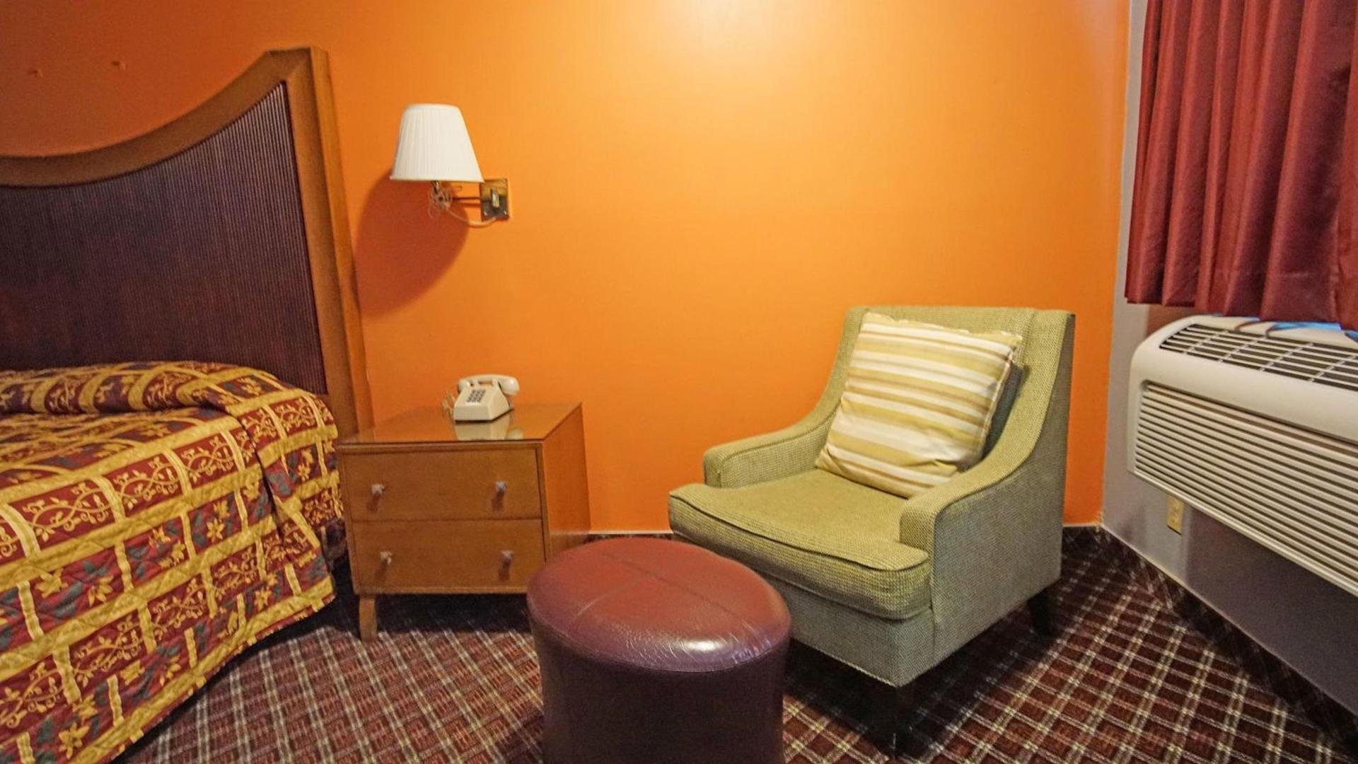 Los Angeles Inn & Suites - LAX photo 26