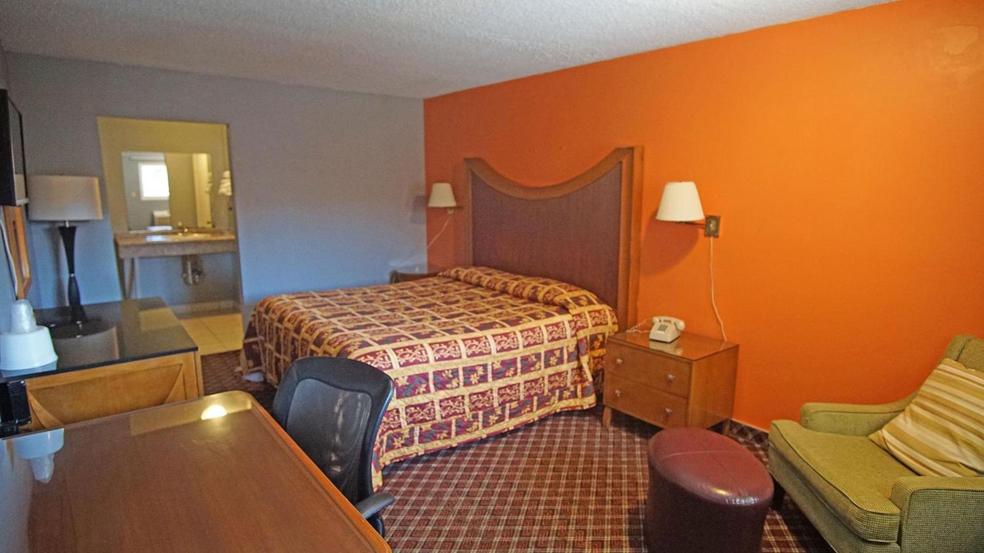 Los Angeles Inn & Suites - LAX photo 20