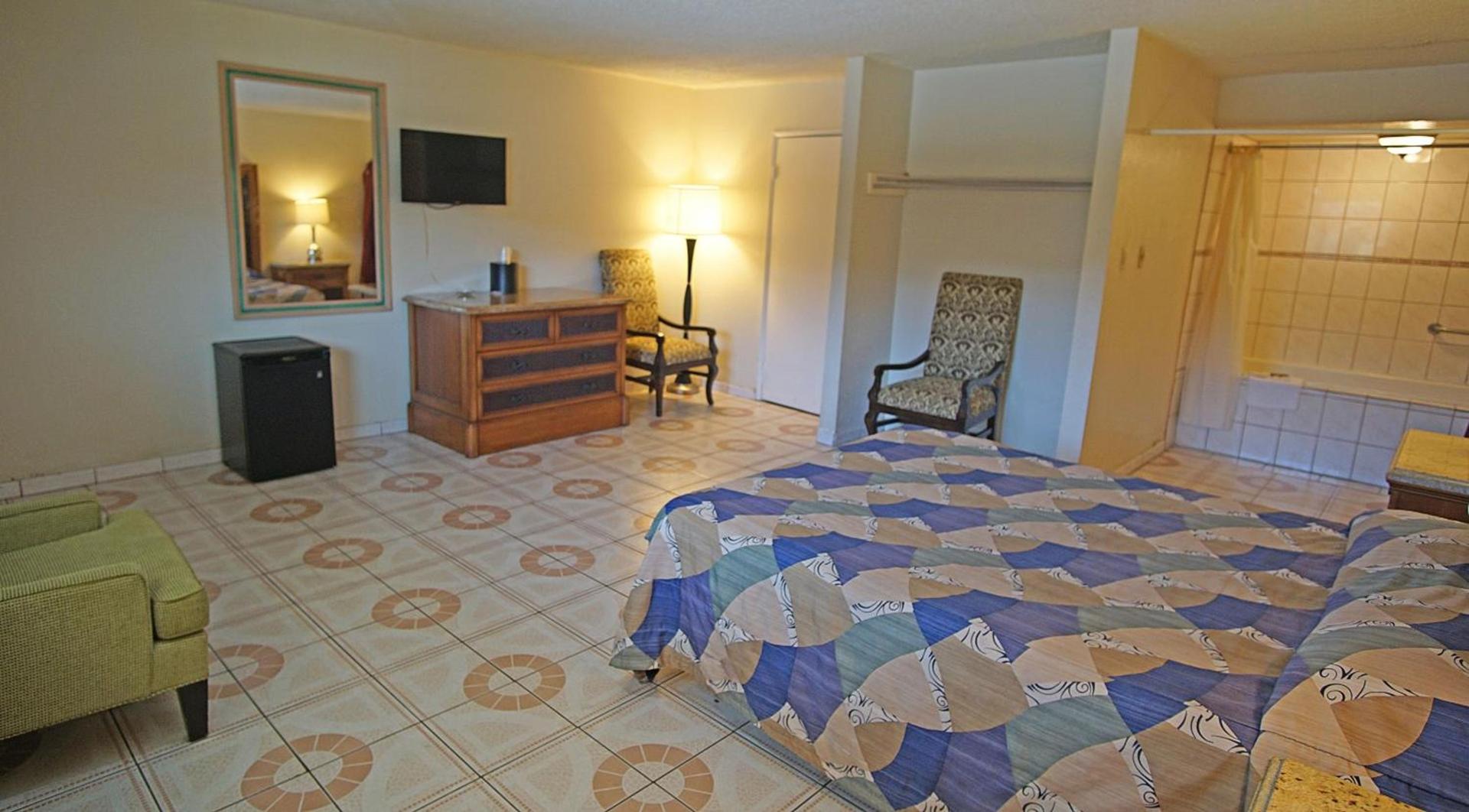 Los Angeles Inn & Suites - LAX photo 24