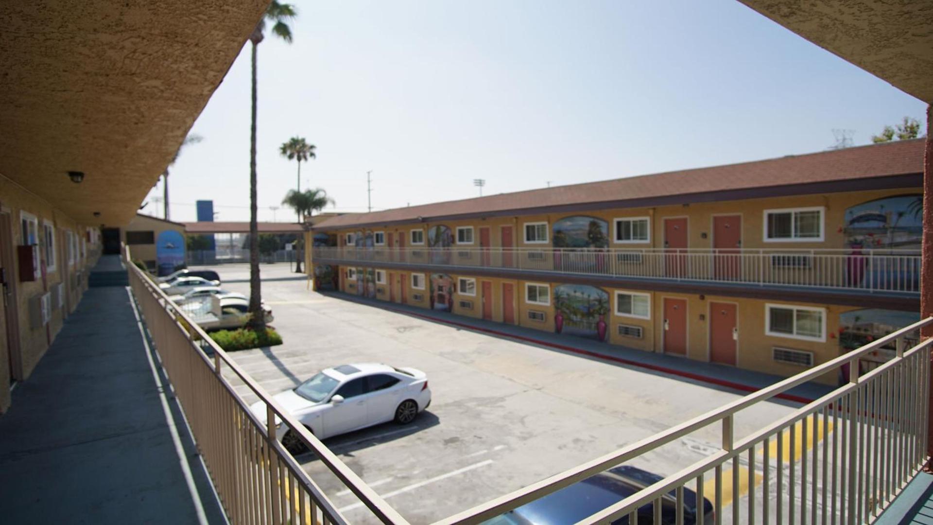 Los Angeles Inn & Suites - LAX photo 5