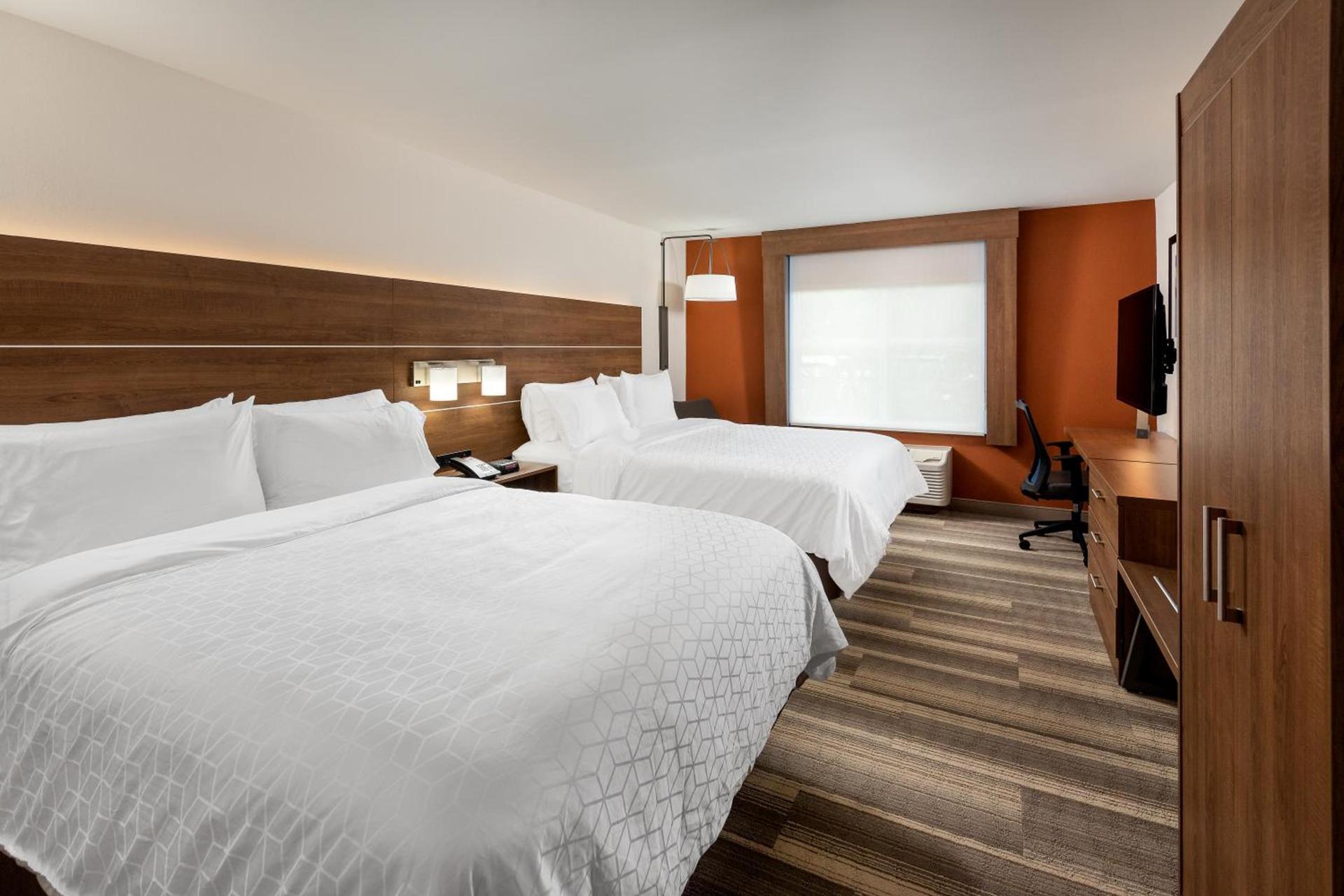 Holiday Inn Express Chapel Hill by IHG photo 9