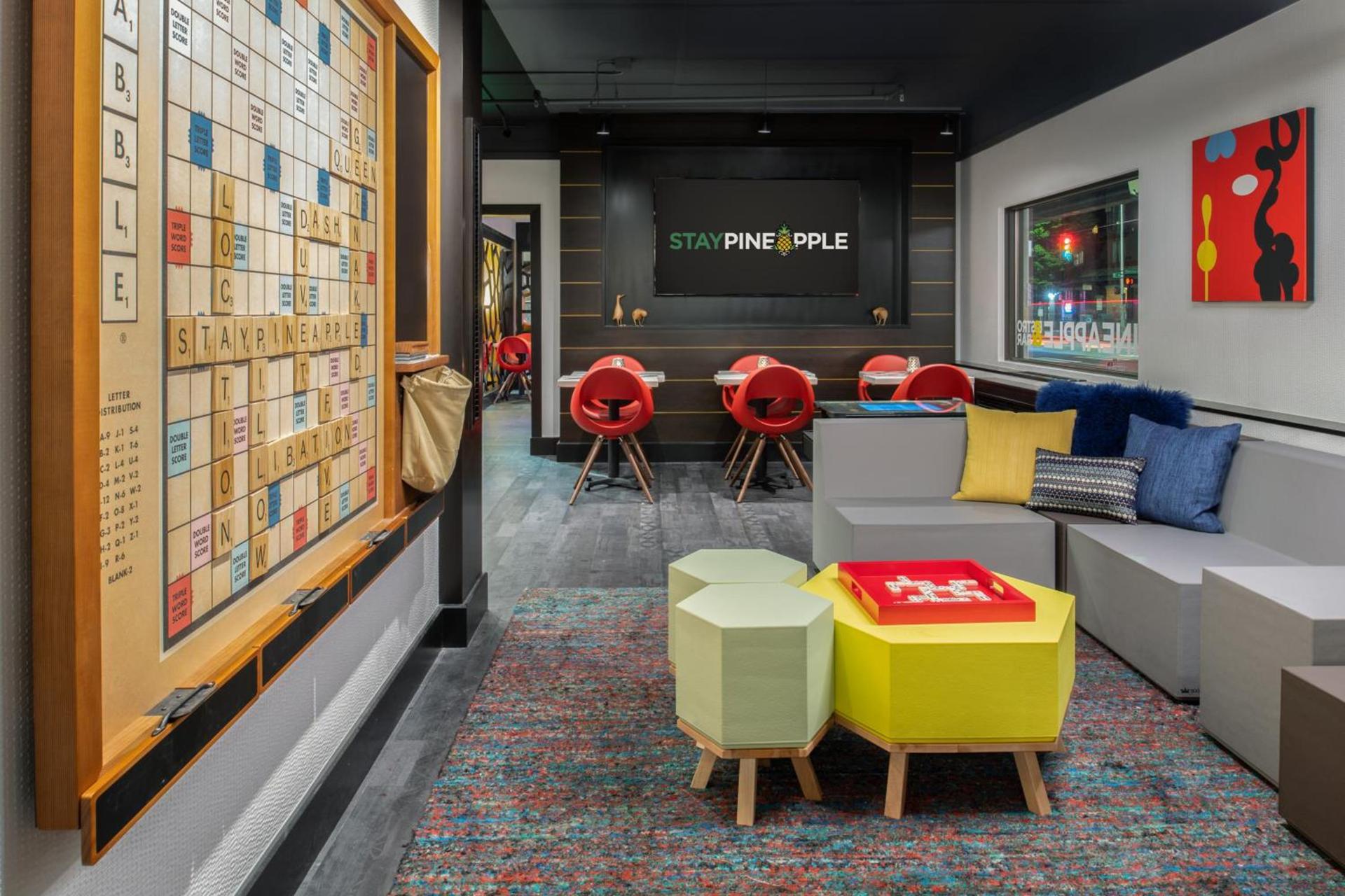Staypineapple, Hotel FIVE, Downtown Seattle photo 5