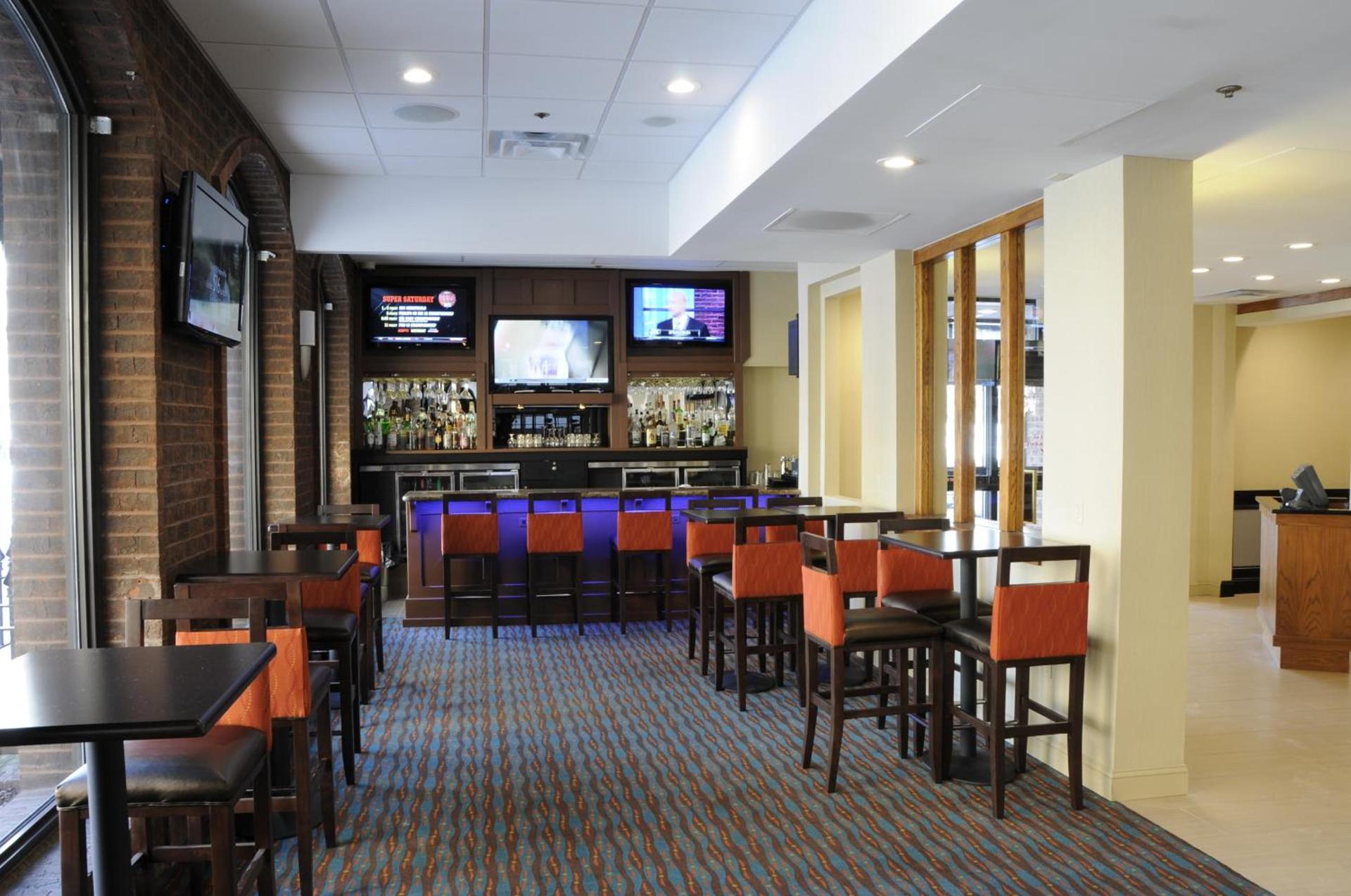 Days Inn by Wyndham Baltimore Inner Harbor photo 54