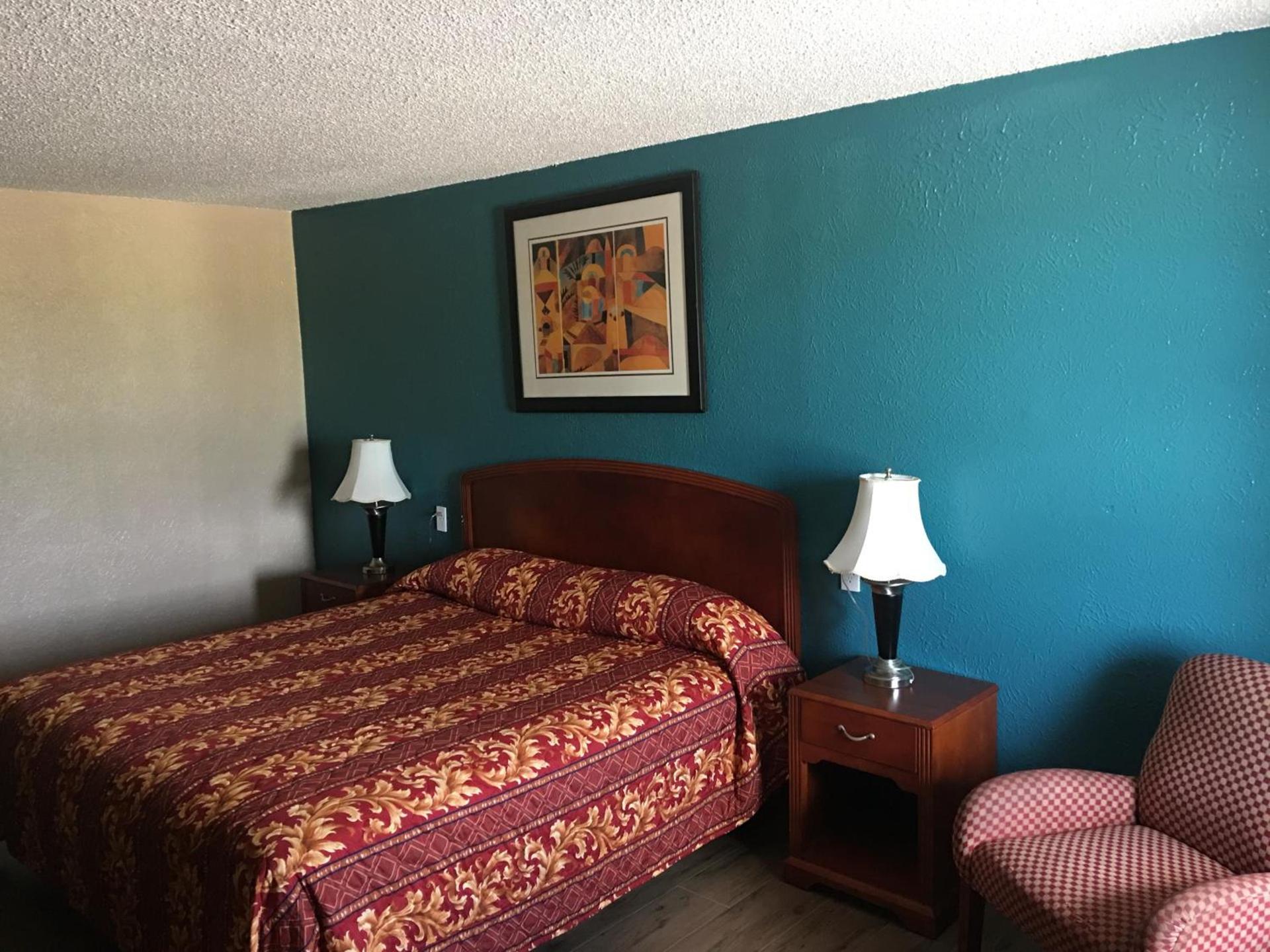 Chaparral Motel photo 5