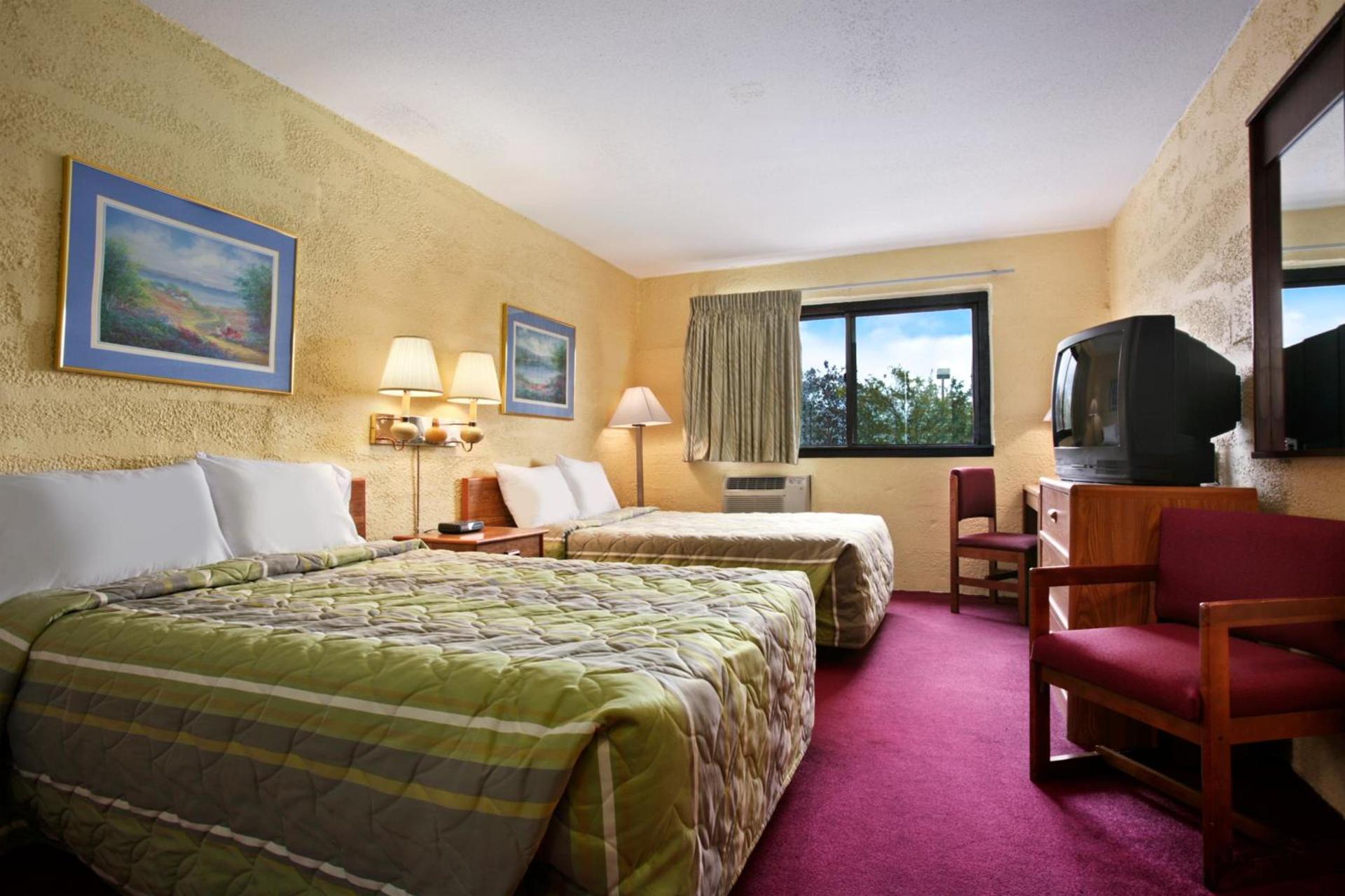 Motel 6-Eau Claire, WI photo 44