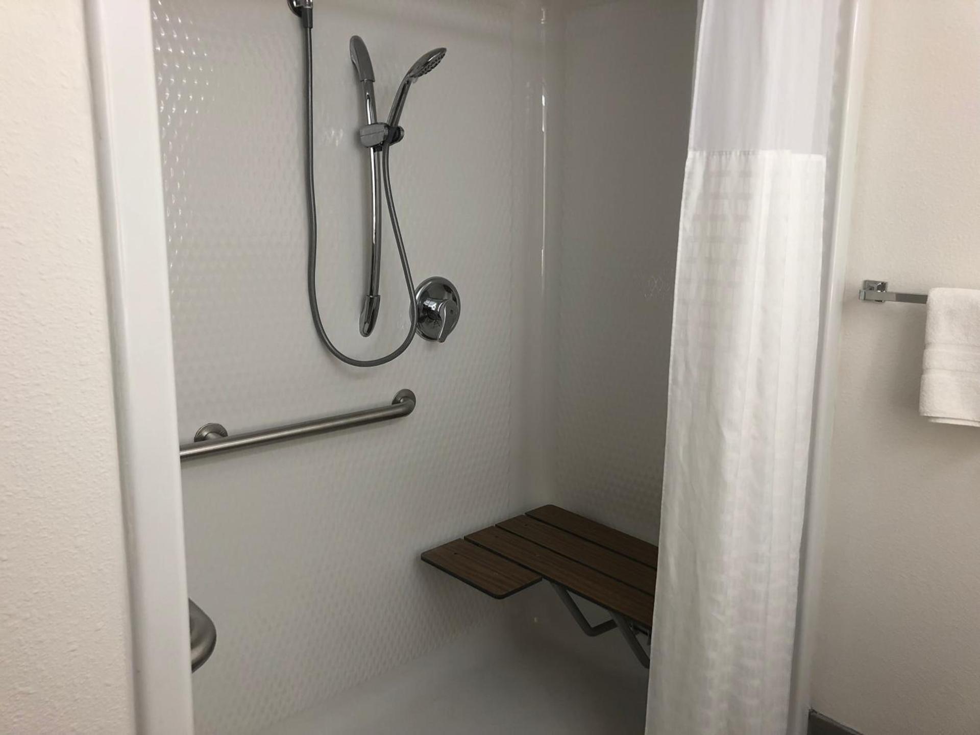 Sleep Inn Louisville Airport photo 38