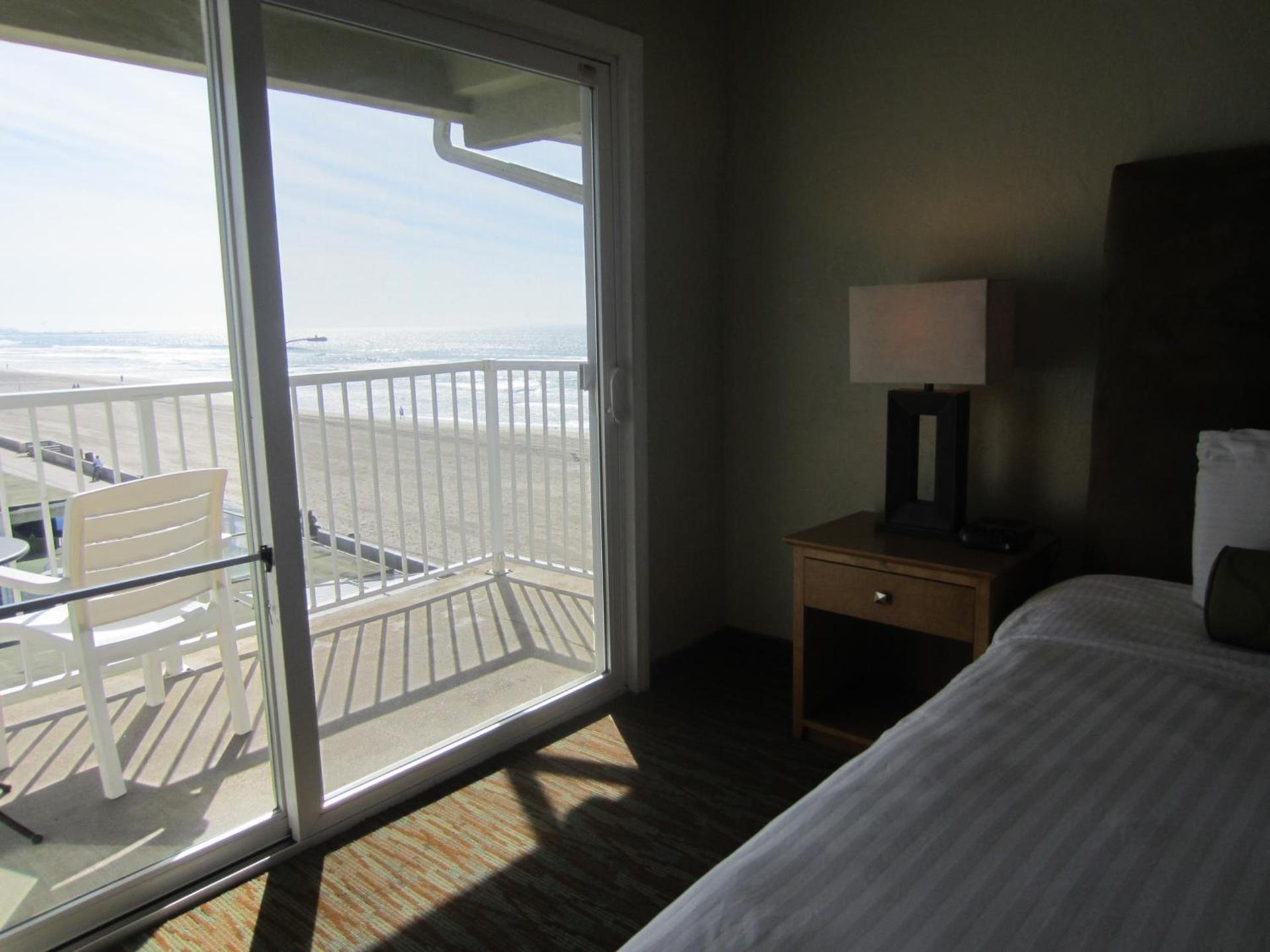 Surfer Beach Hotel photo 41
