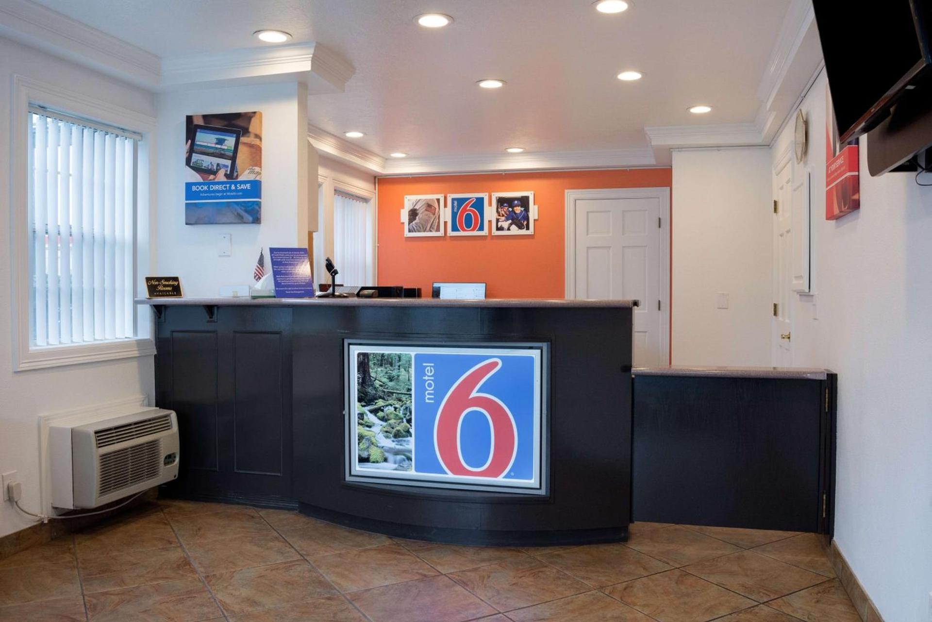 Motel 6-Canby, OR photo 38