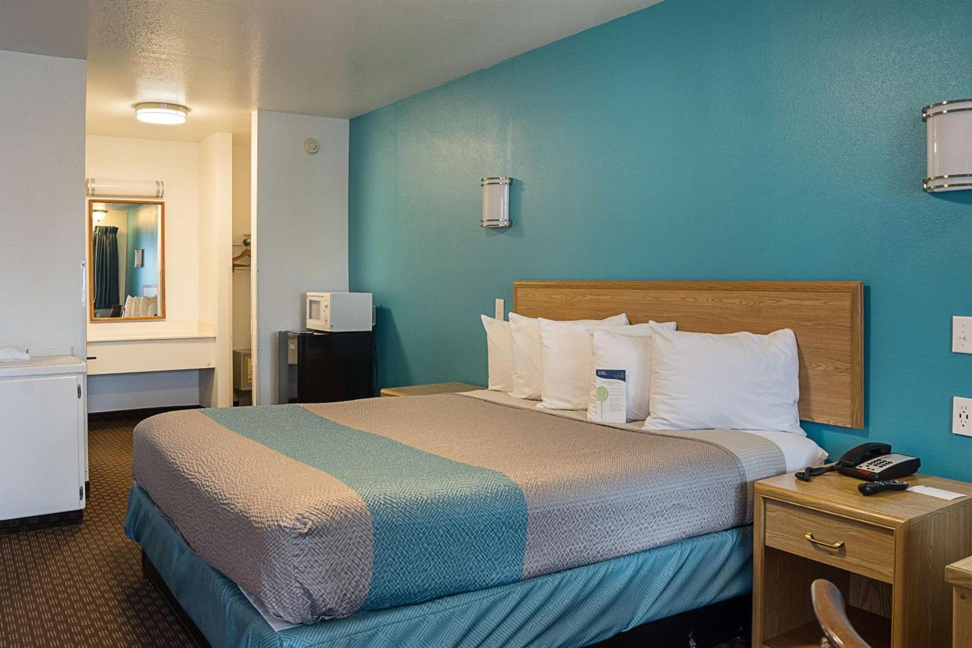Motel 6-Canby, OR photo 46