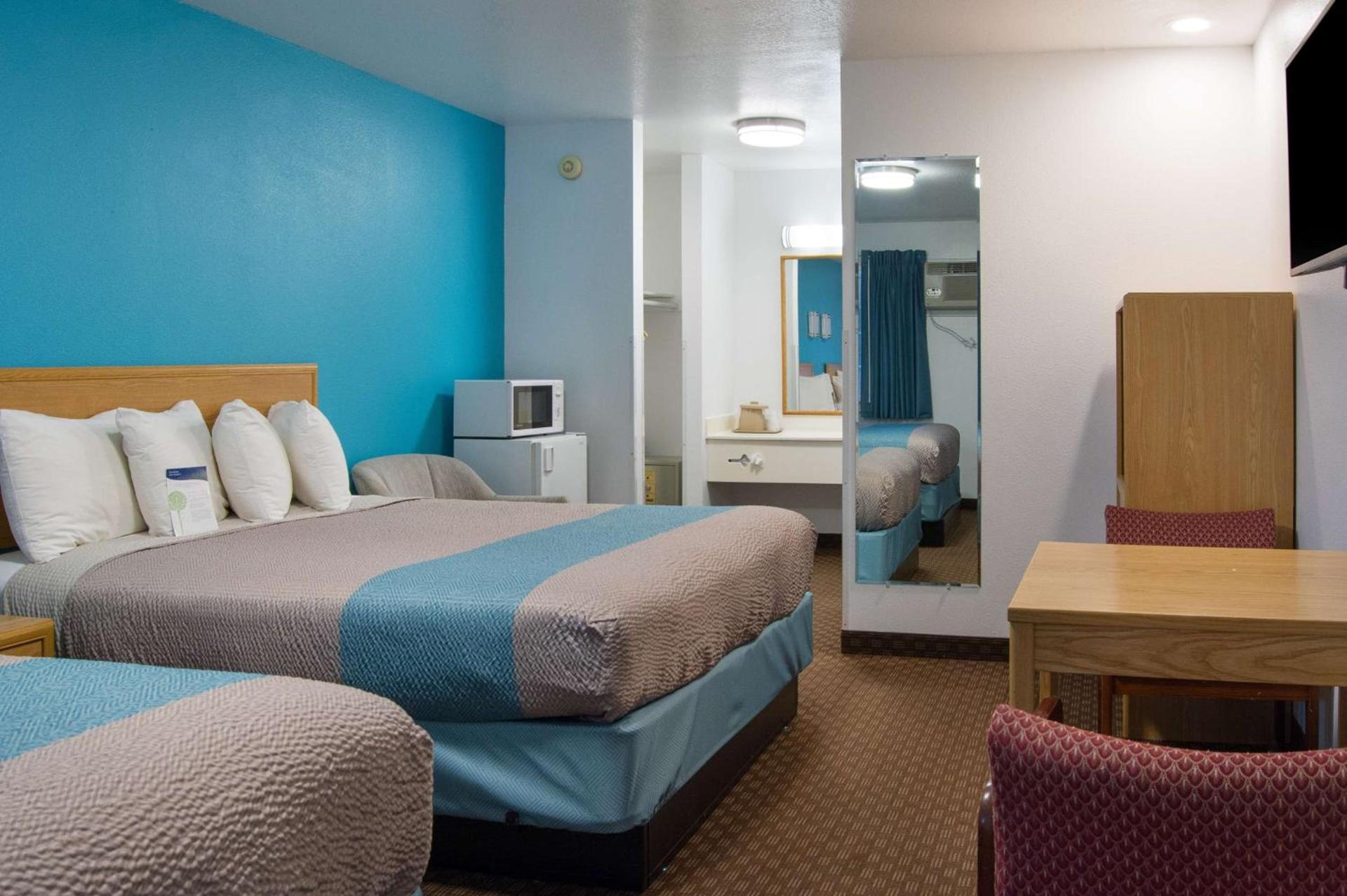 Motel 6-Canby, OR photo 51