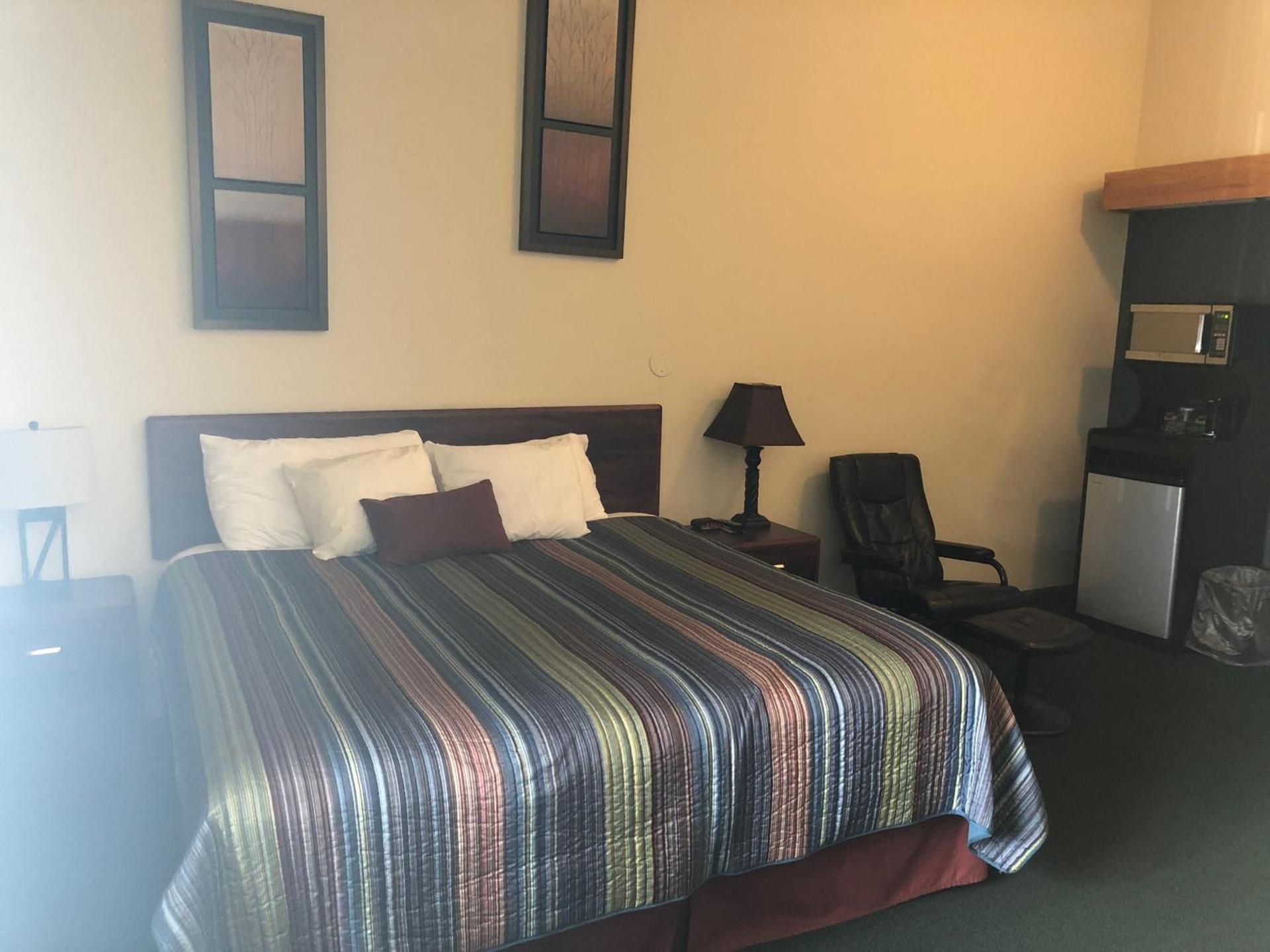 Round Barn Lodge photo 5