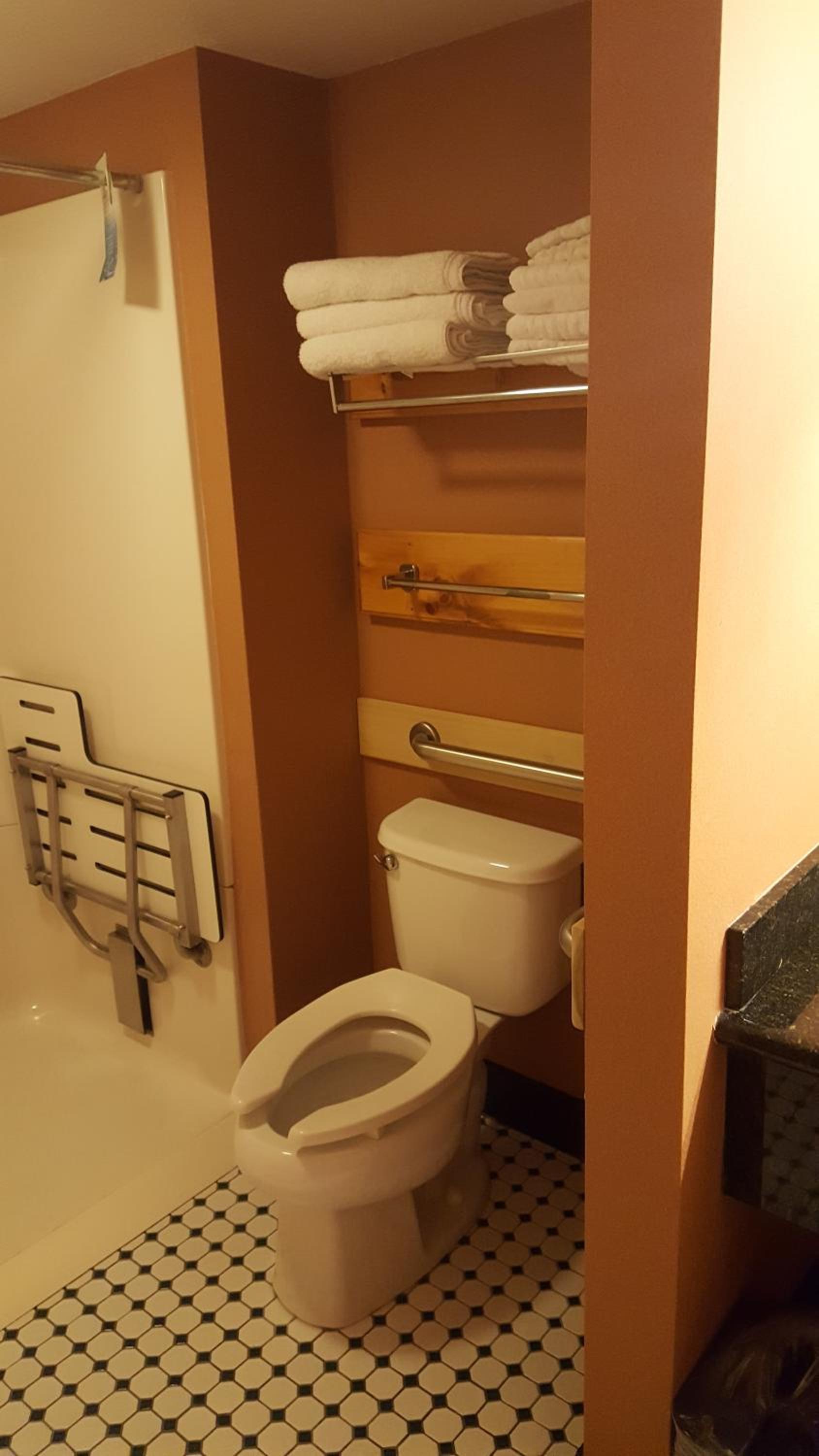 Best Western Plus Dockside Waterfront Inn photo 53